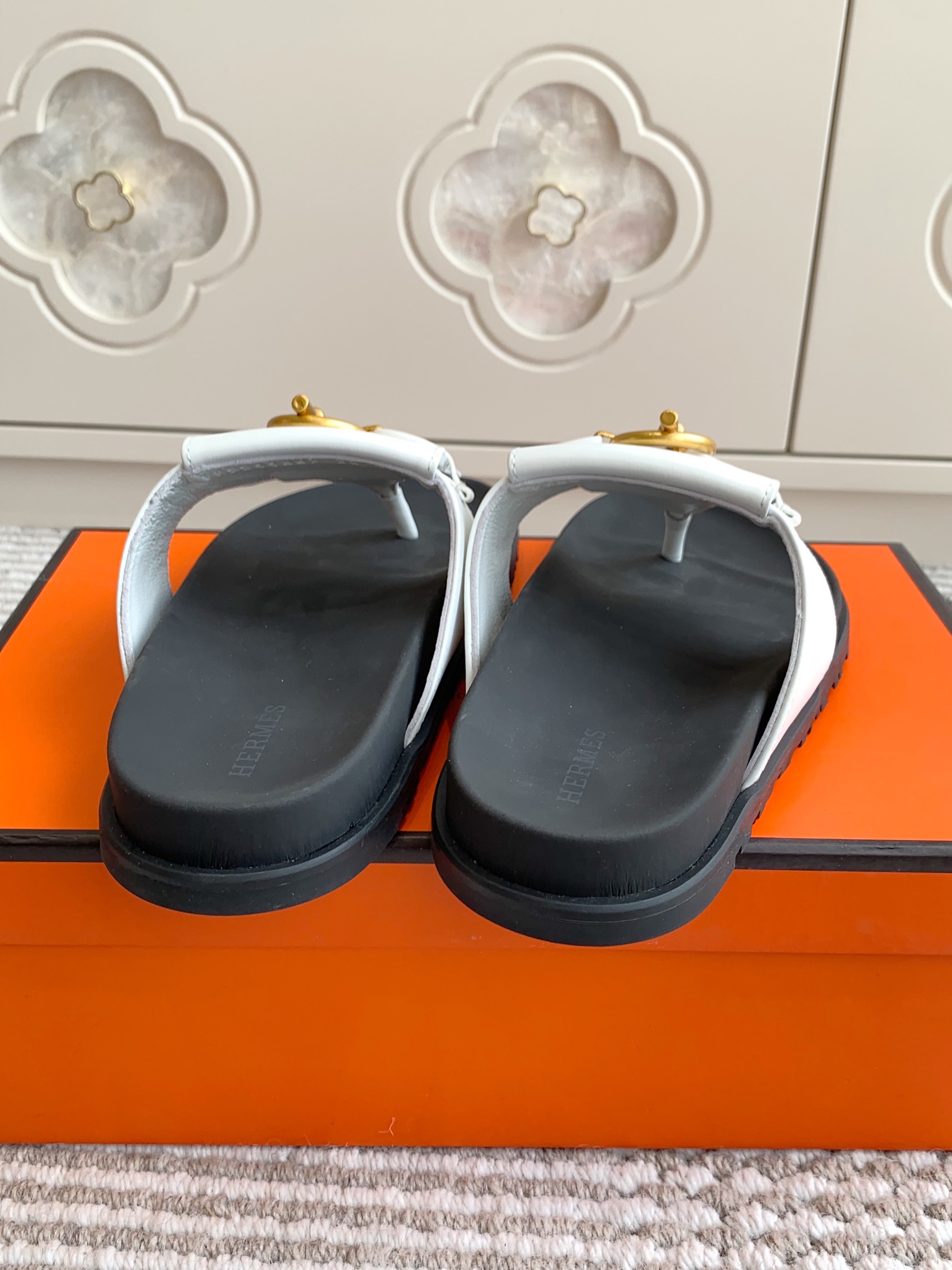HERMES 00409