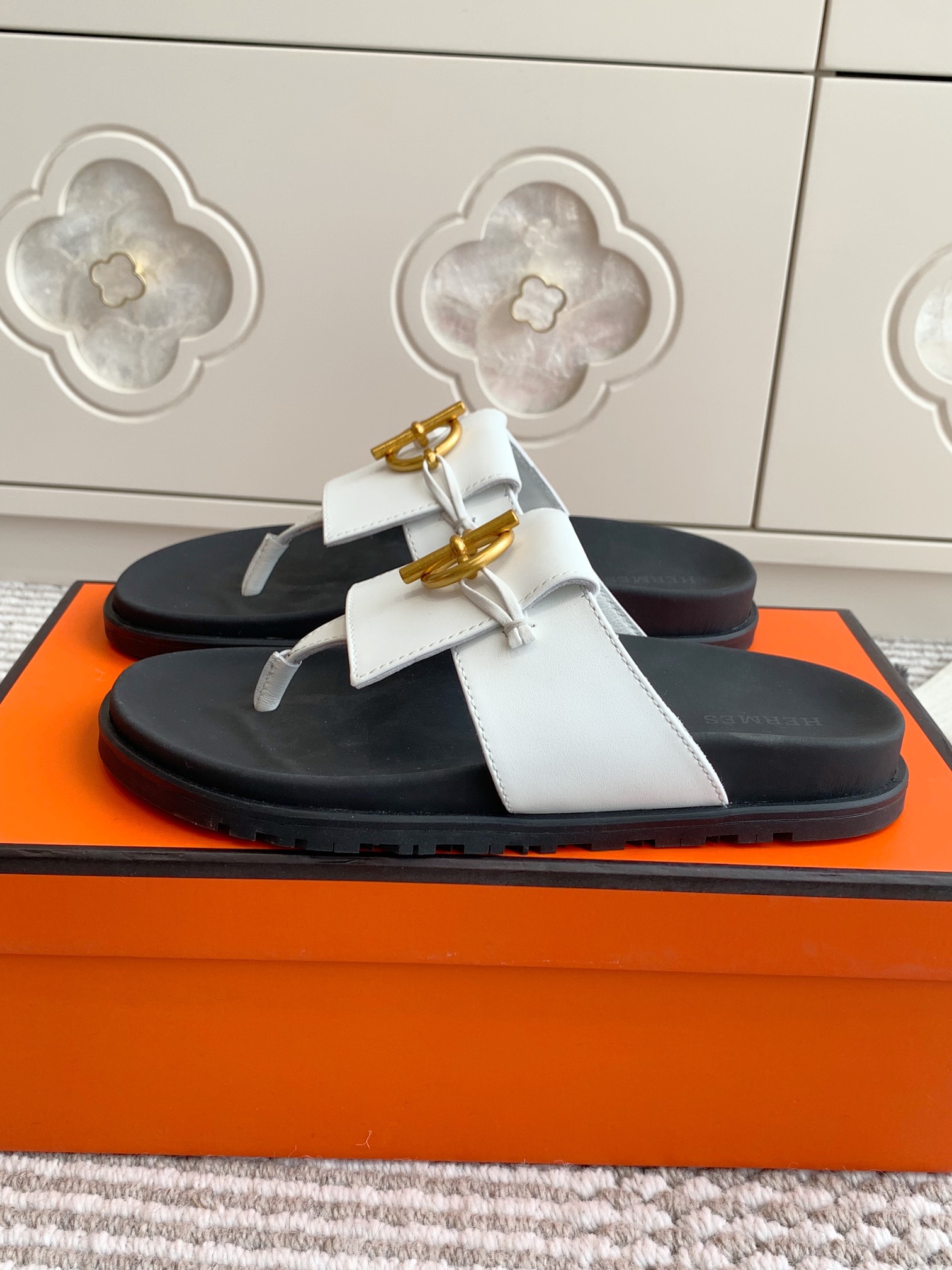 HERMES 00409