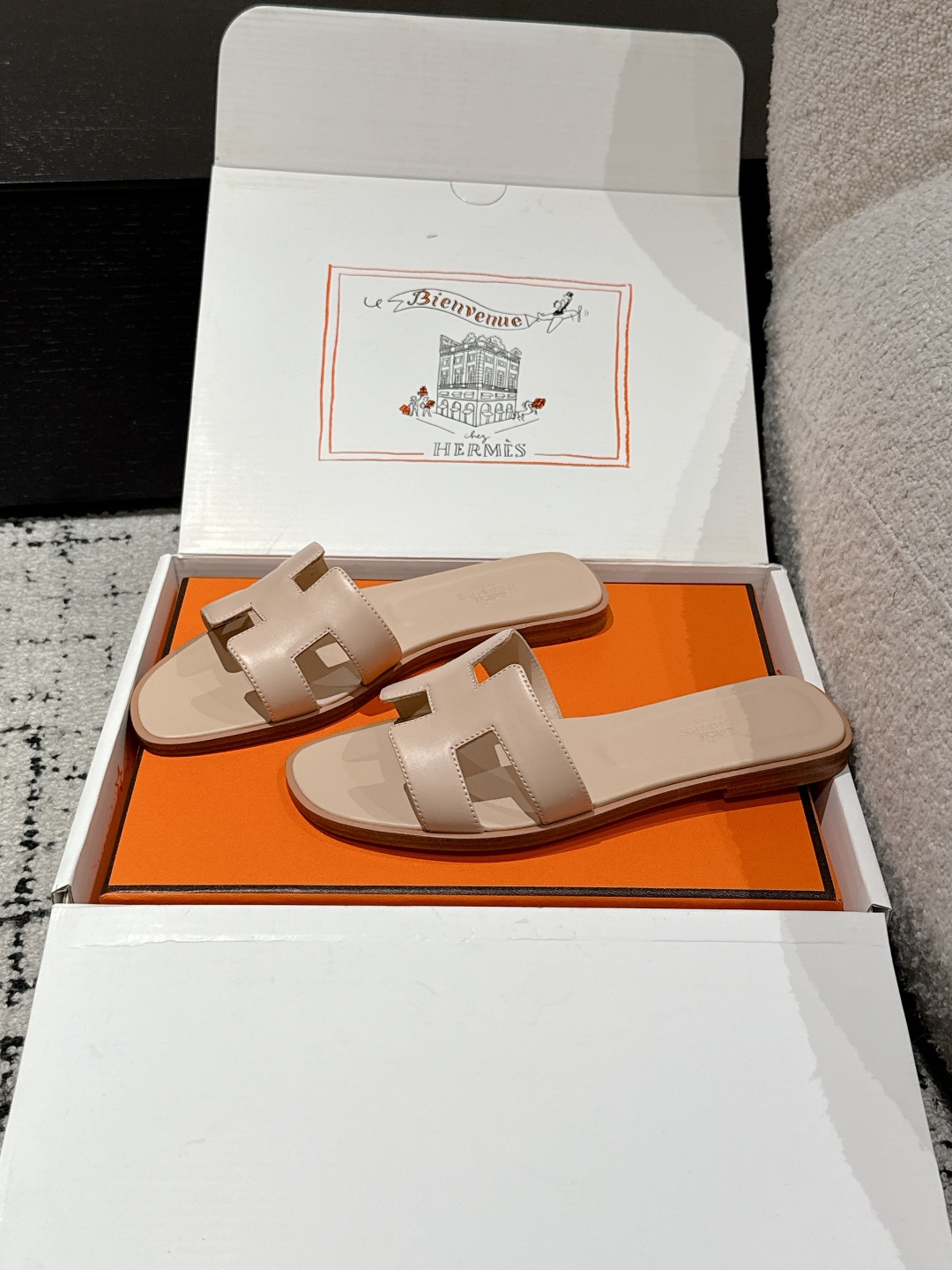 Hermès Oran Sandal – Nude Light Beige Calfskin,