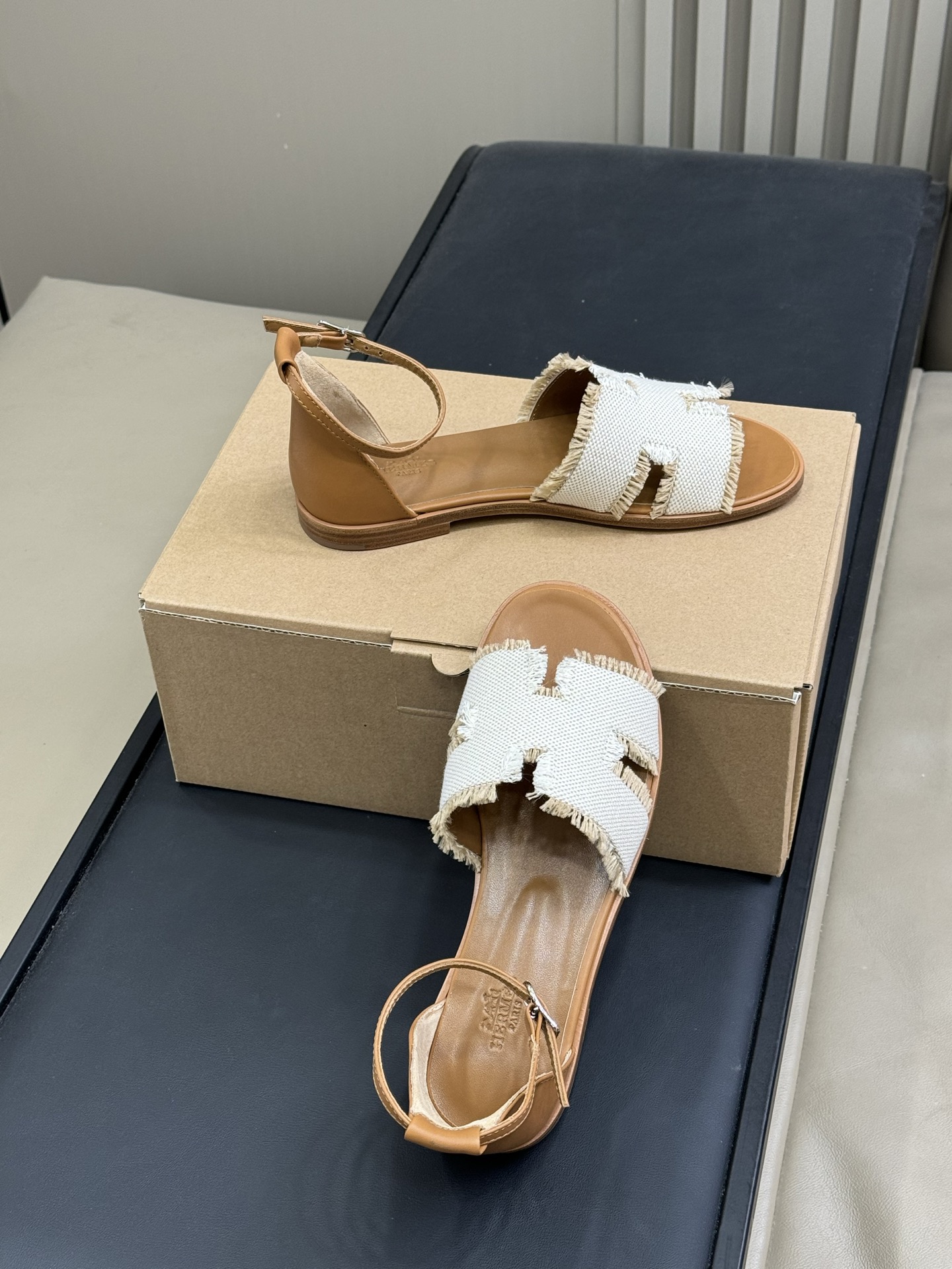 HERMES 00416