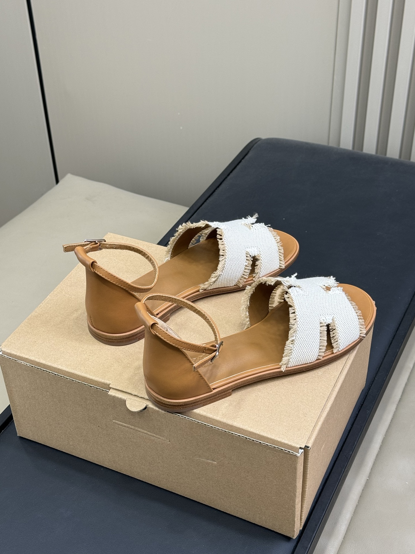 HERMES 00416
