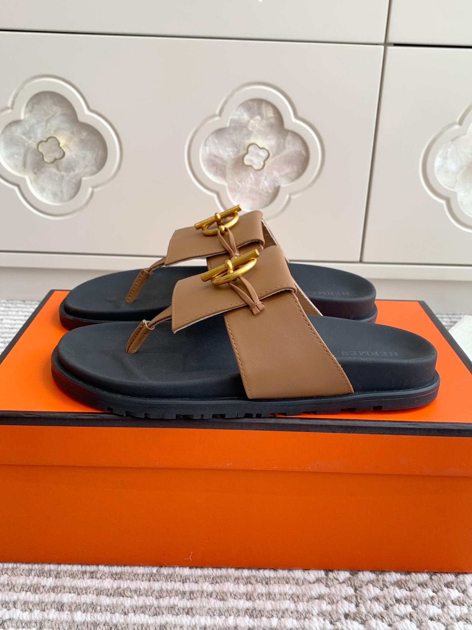 HERMES 00419