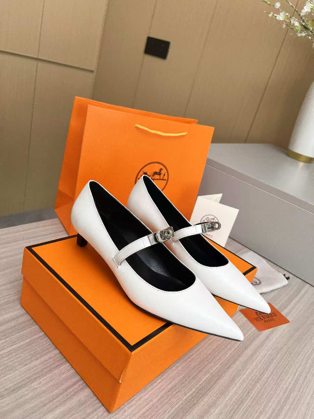 HERMES 00419