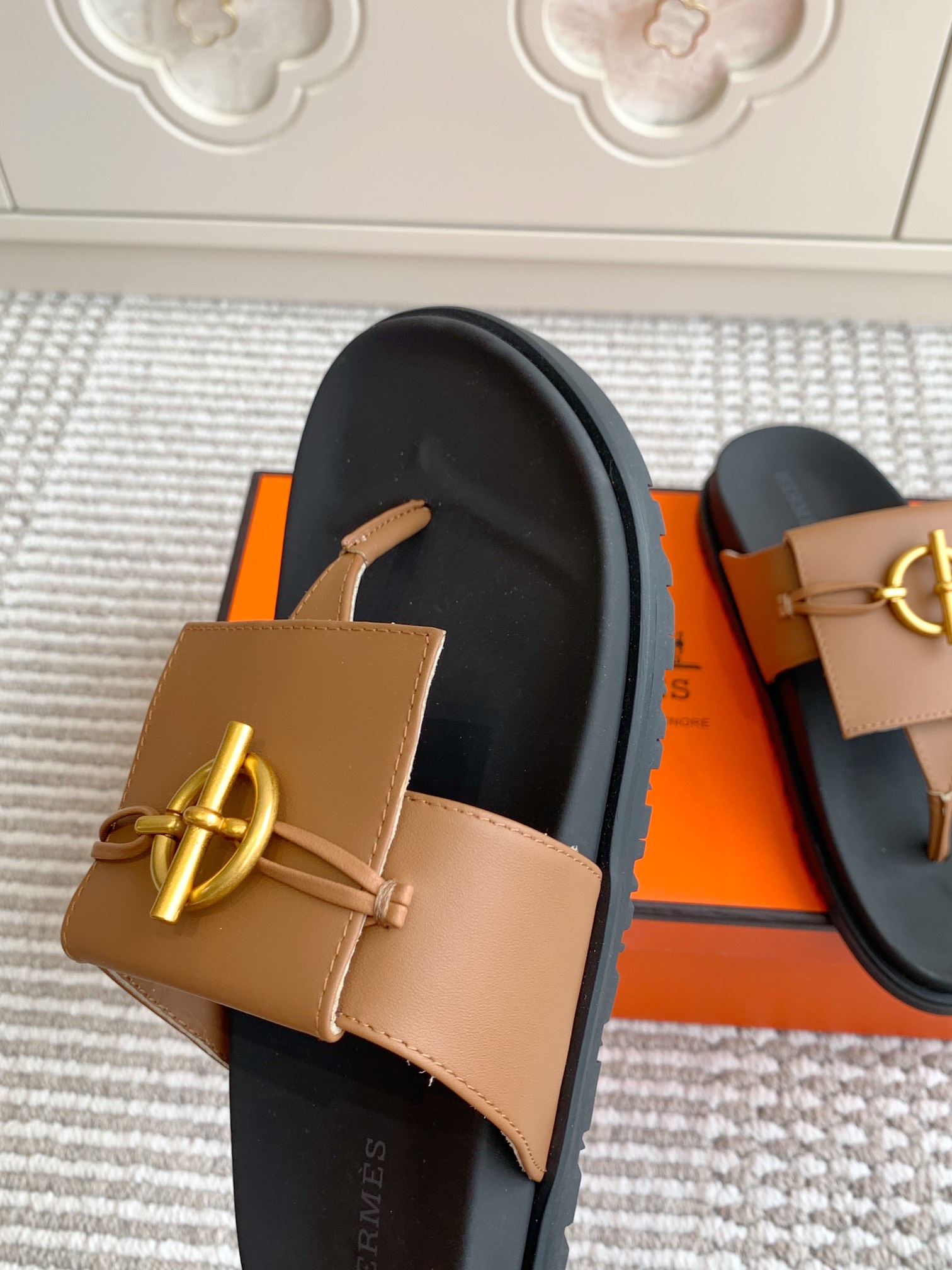HERMES 00419