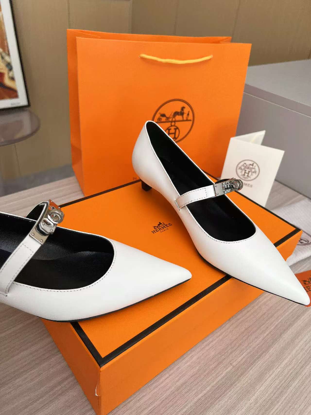 HERMES 00419
