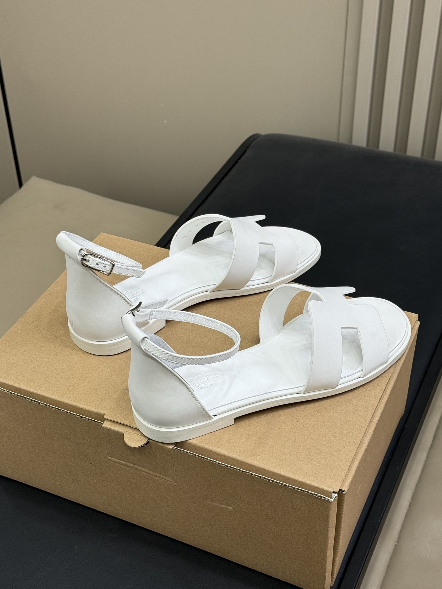 HERMES 00426