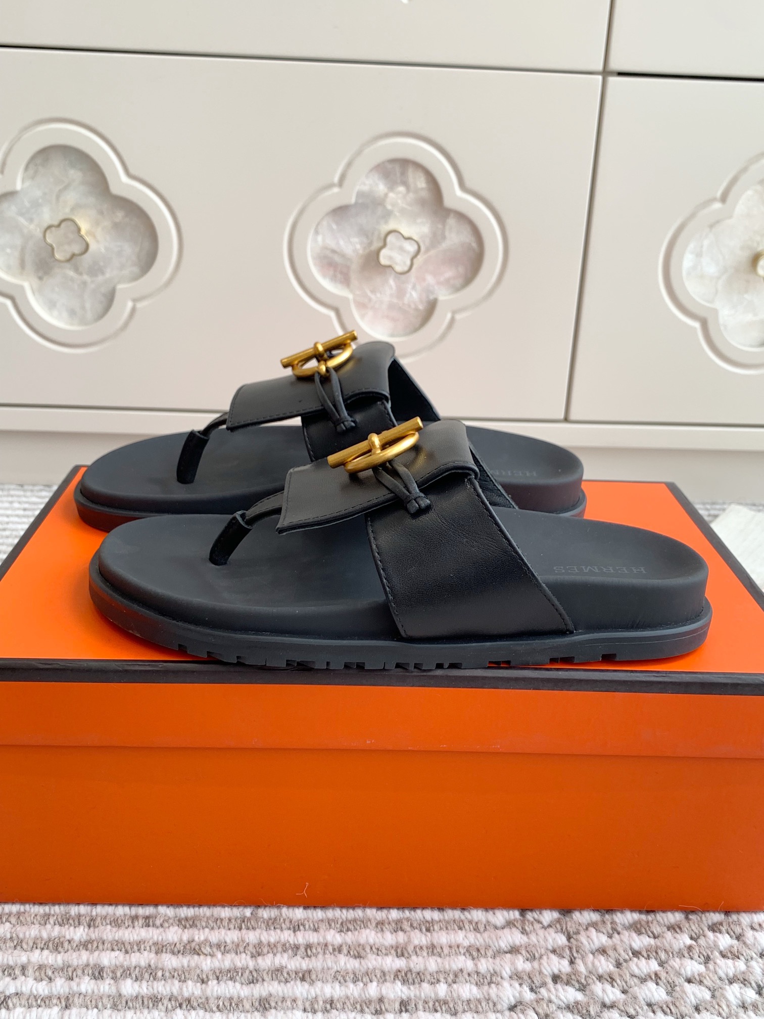 HERMES 00429