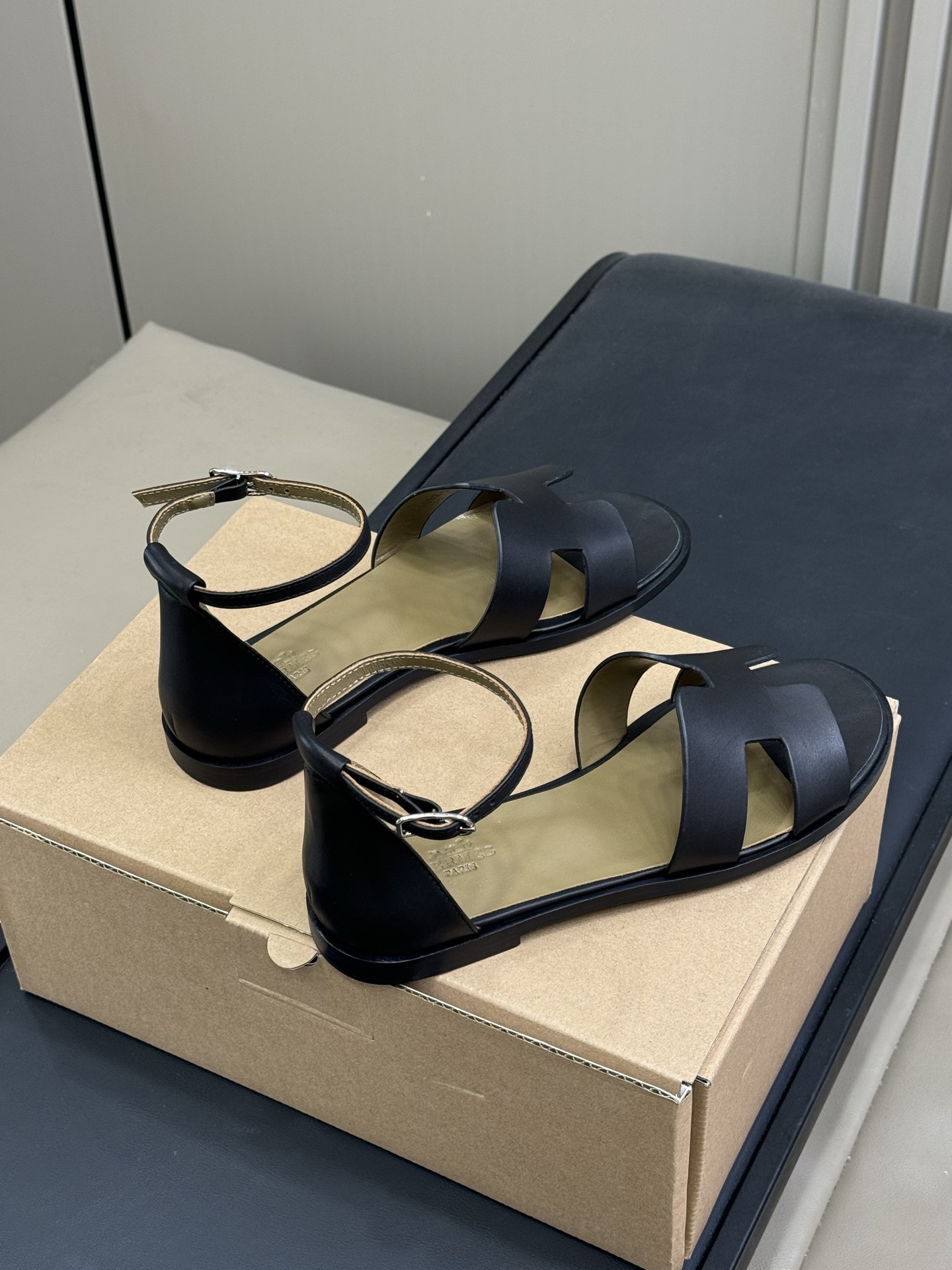 HERMES 00436