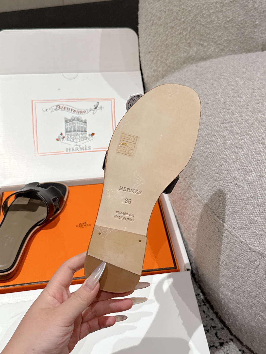HERMES  00439