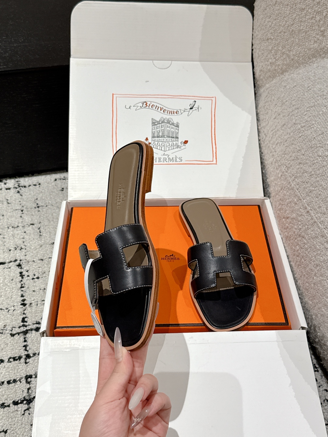 HERMES  00439