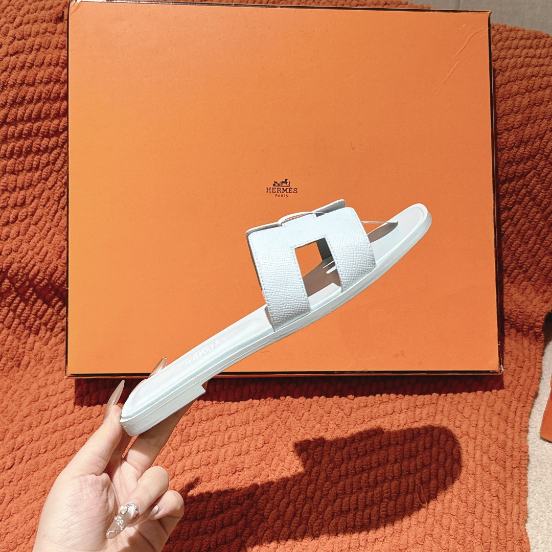 HERMES  00439