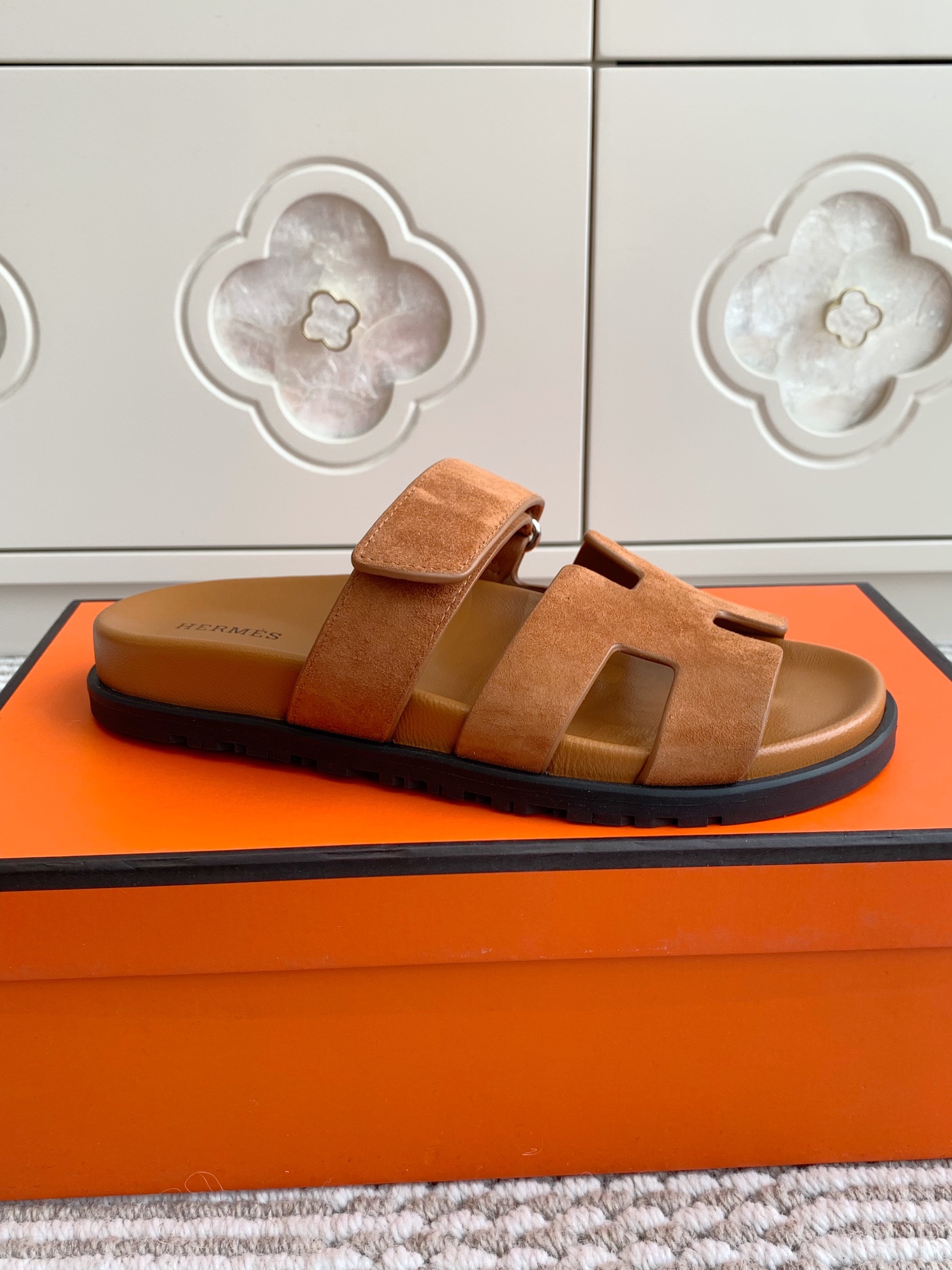 HERMES 00439
