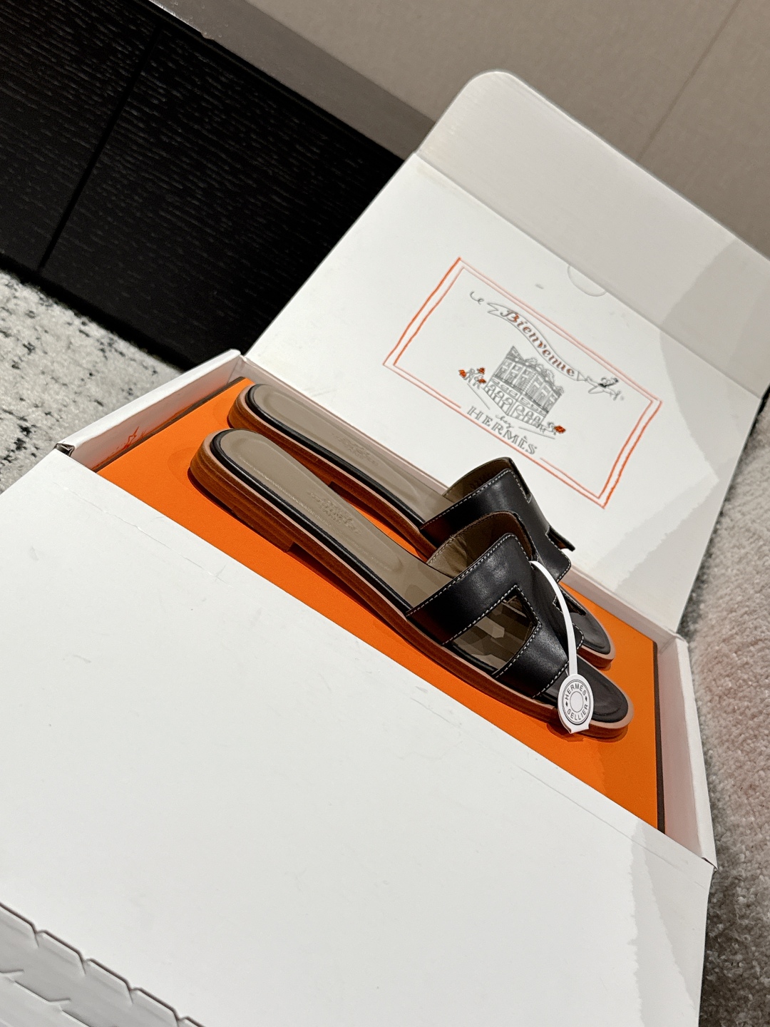 HERMES  00439