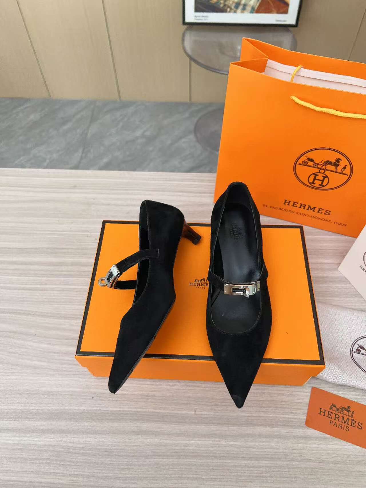 HERMES 00449