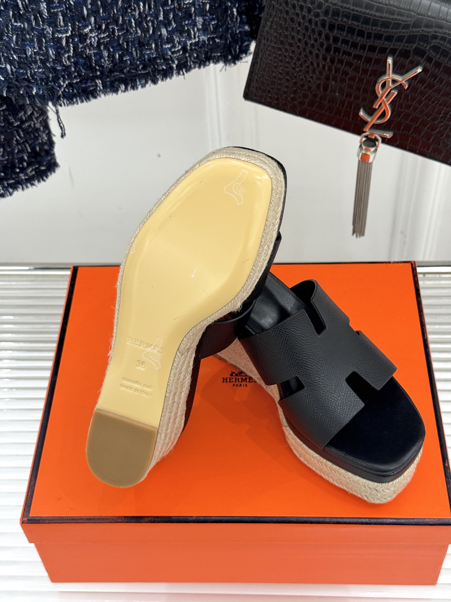 HERMES  00449