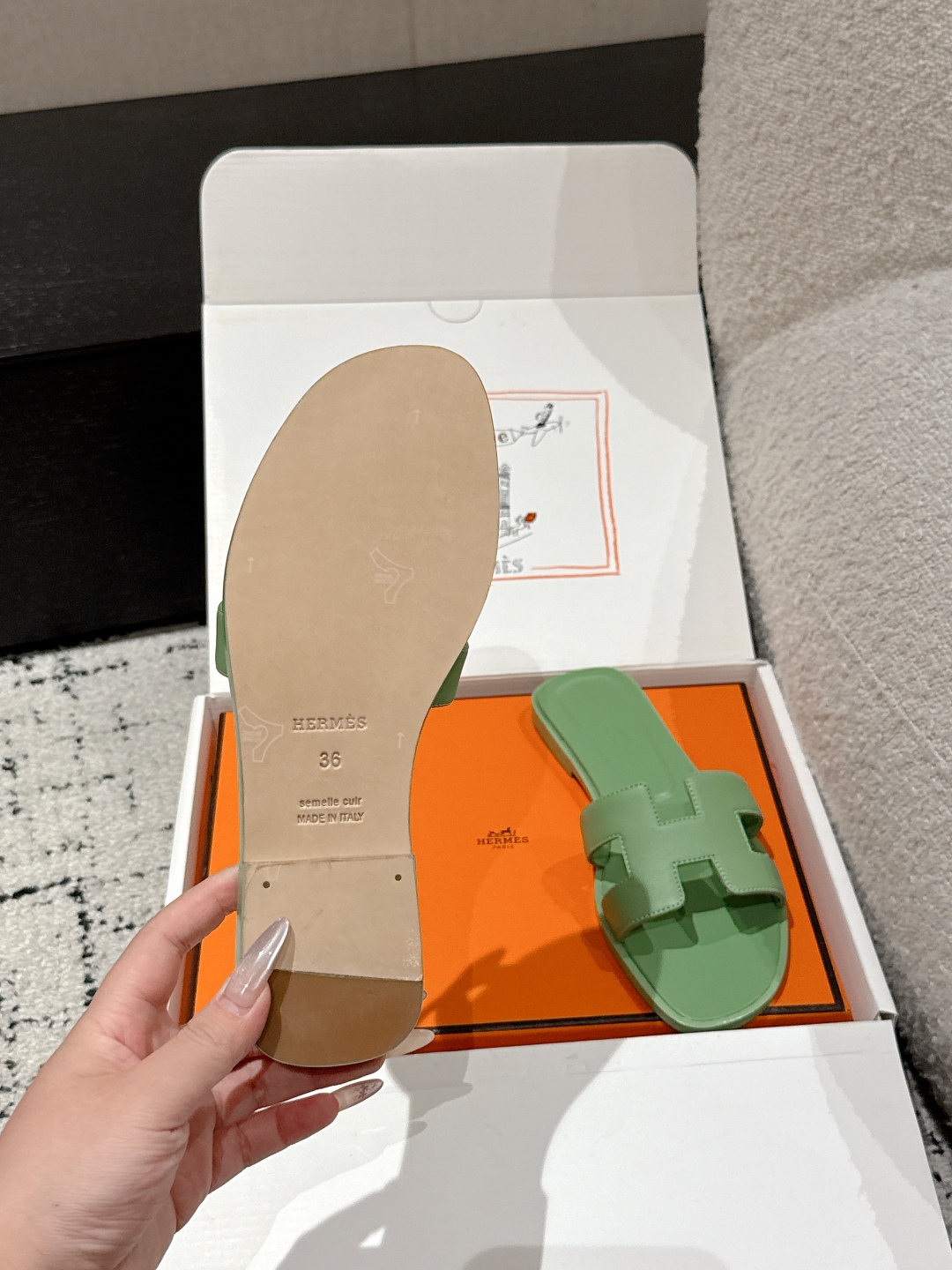 HERMES 00449 Hermès Women's Sandals Hermès Women's Sandals Green Leather
