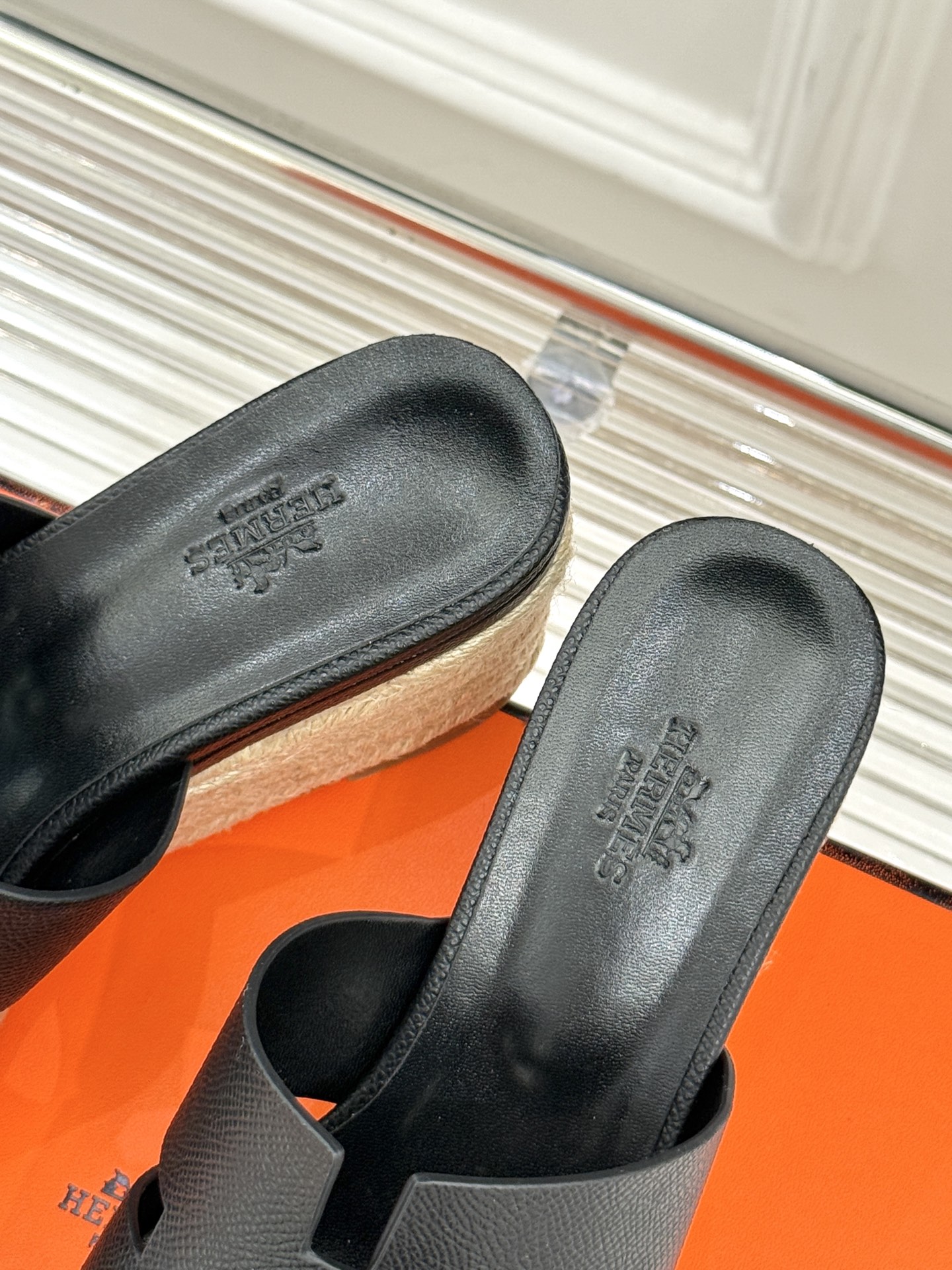 HERMES  00449