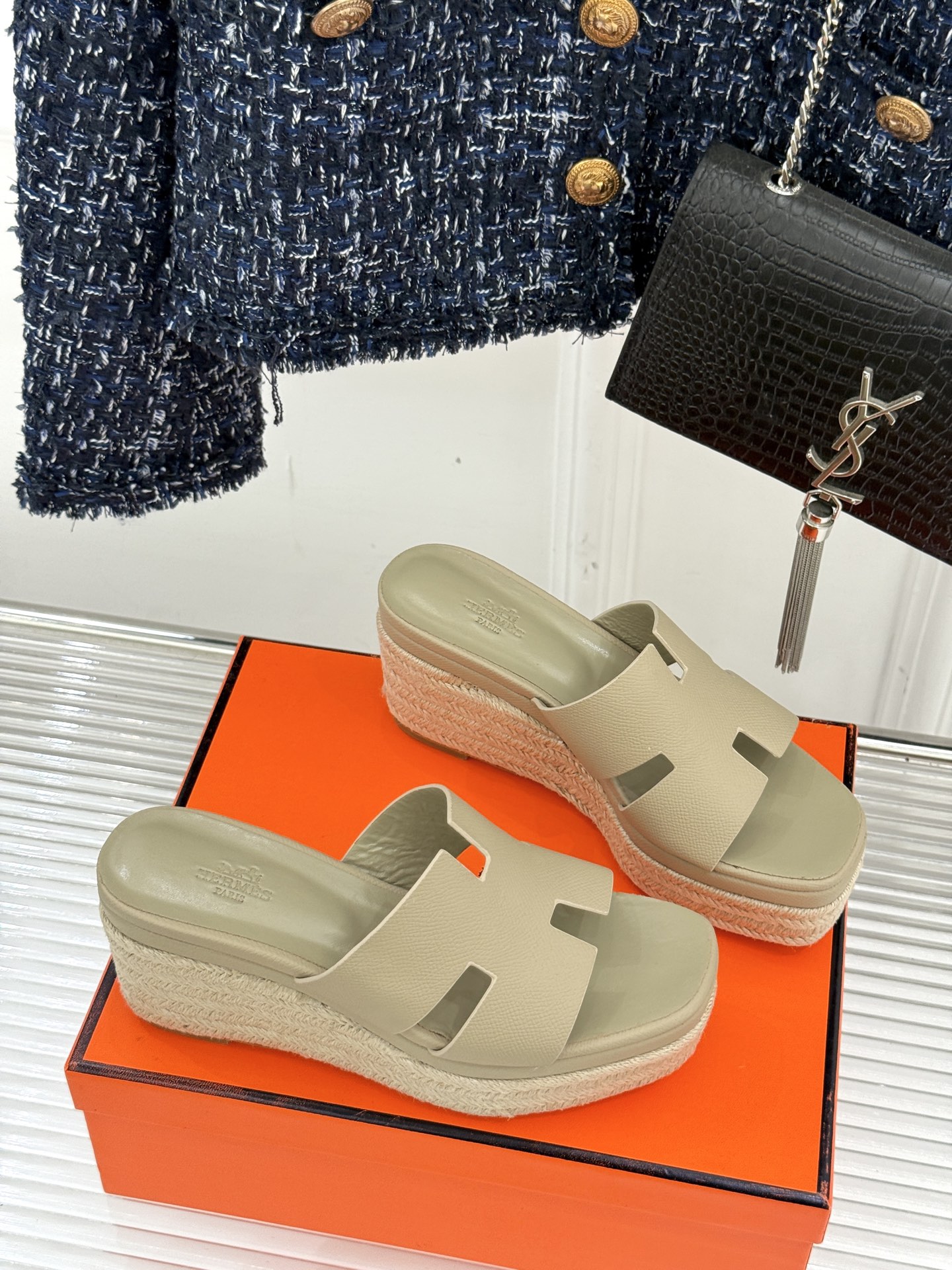 HERMES  00459