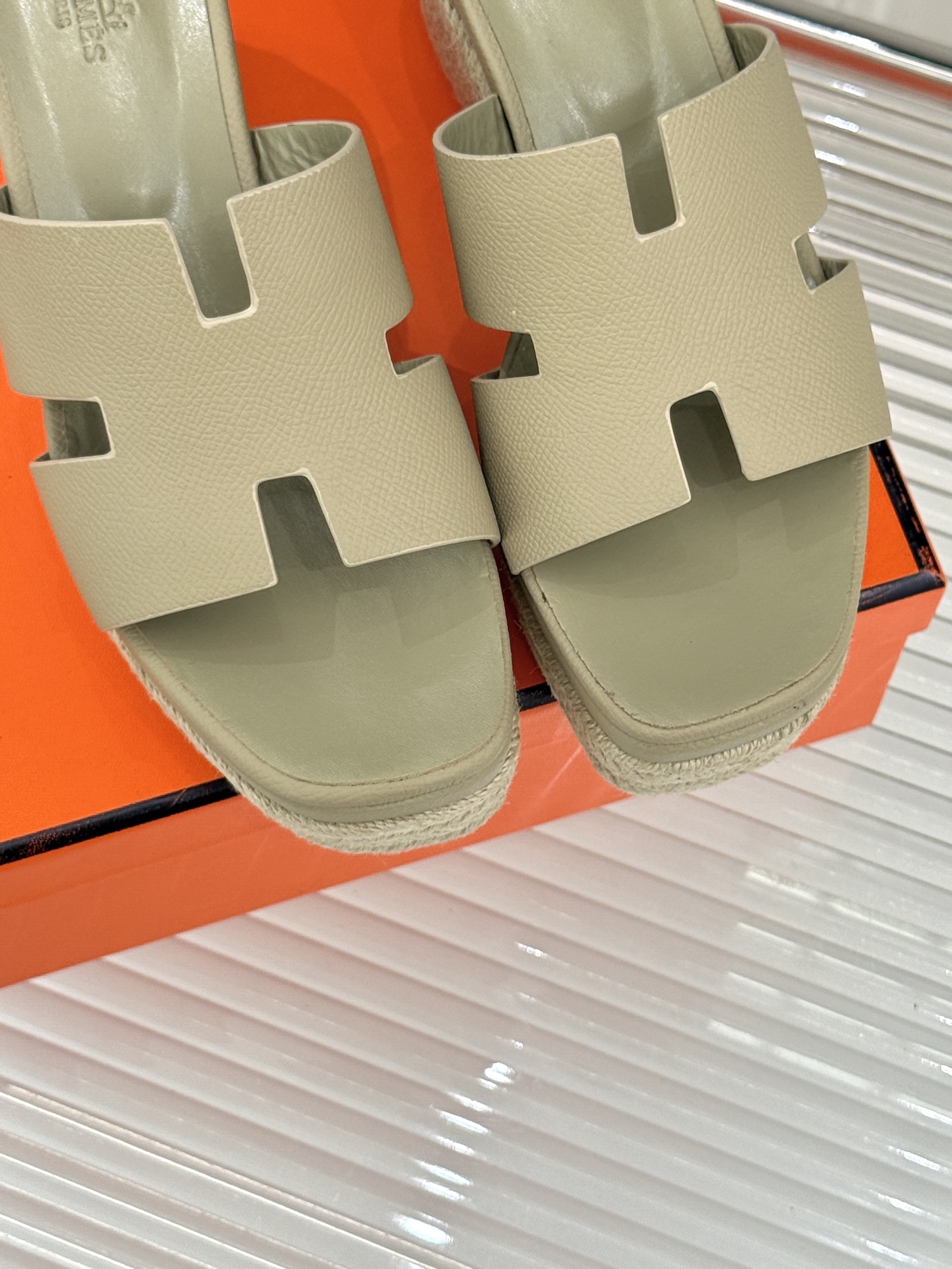 HERMES  00459