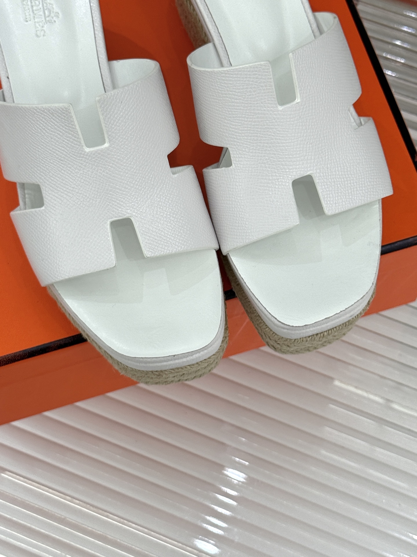 HERMES  00469