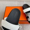 HERMES 00469
