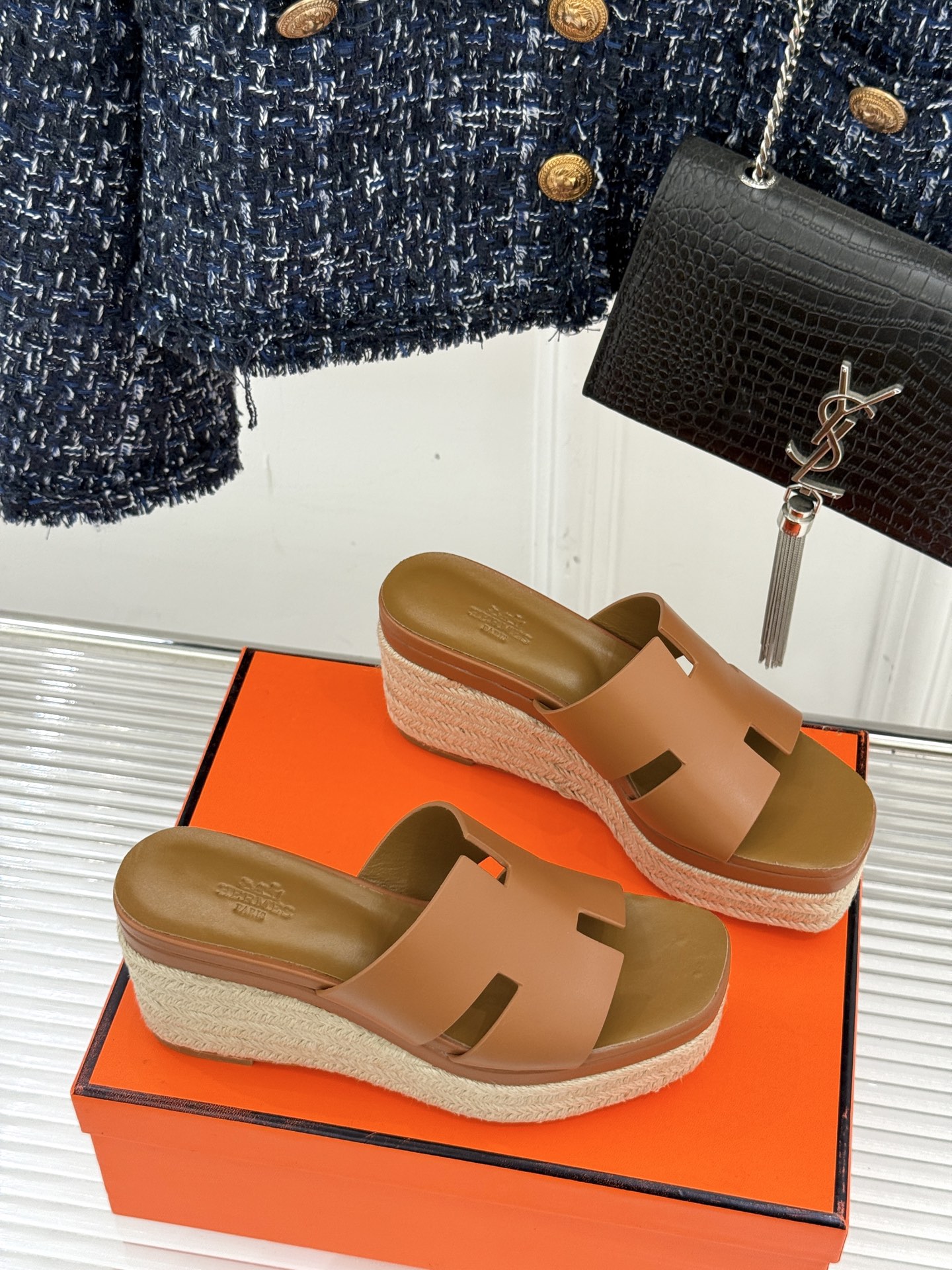 HERMES  00479