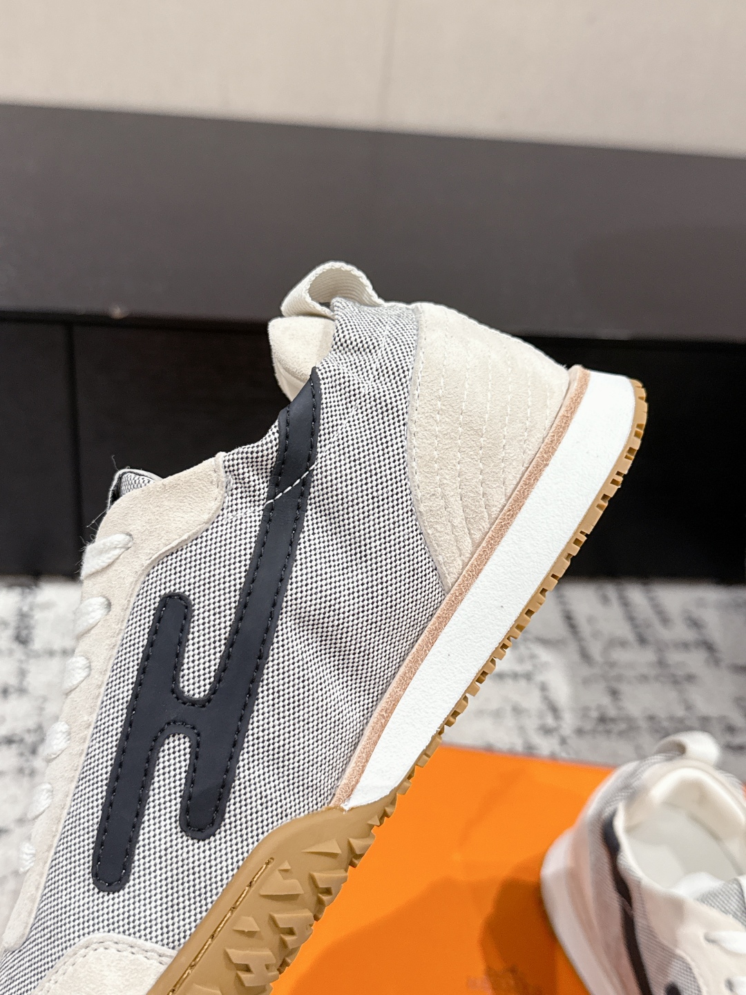 HERMES  00479