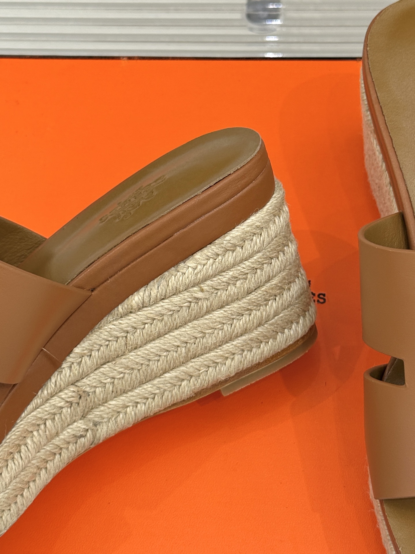 HERMES  00479