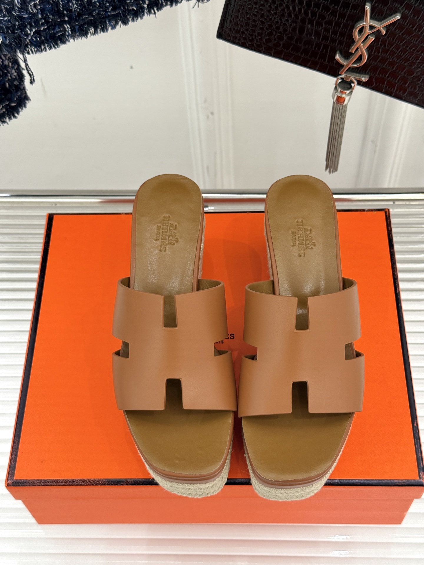 HERMES  00479