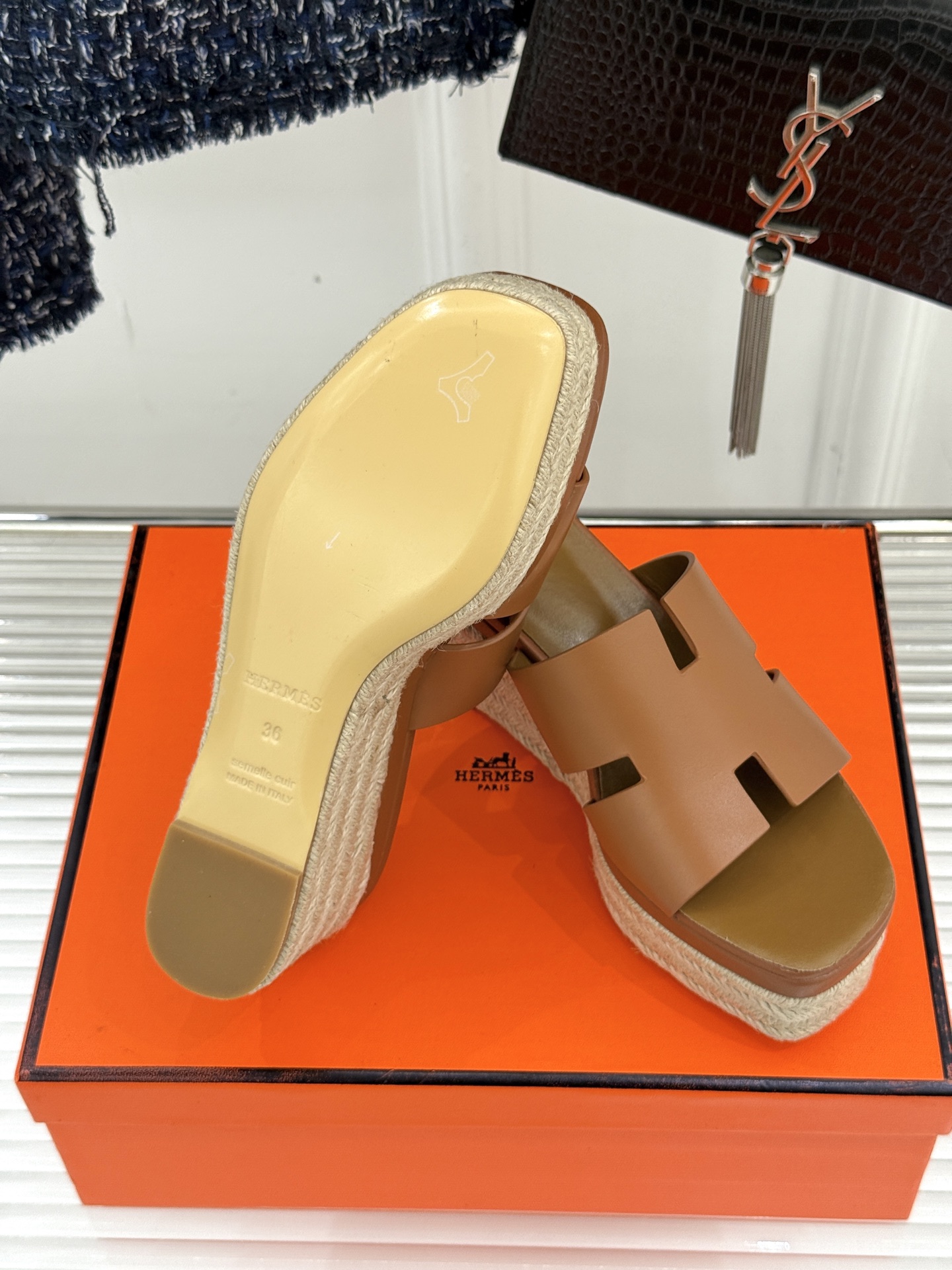 HERMES  00479