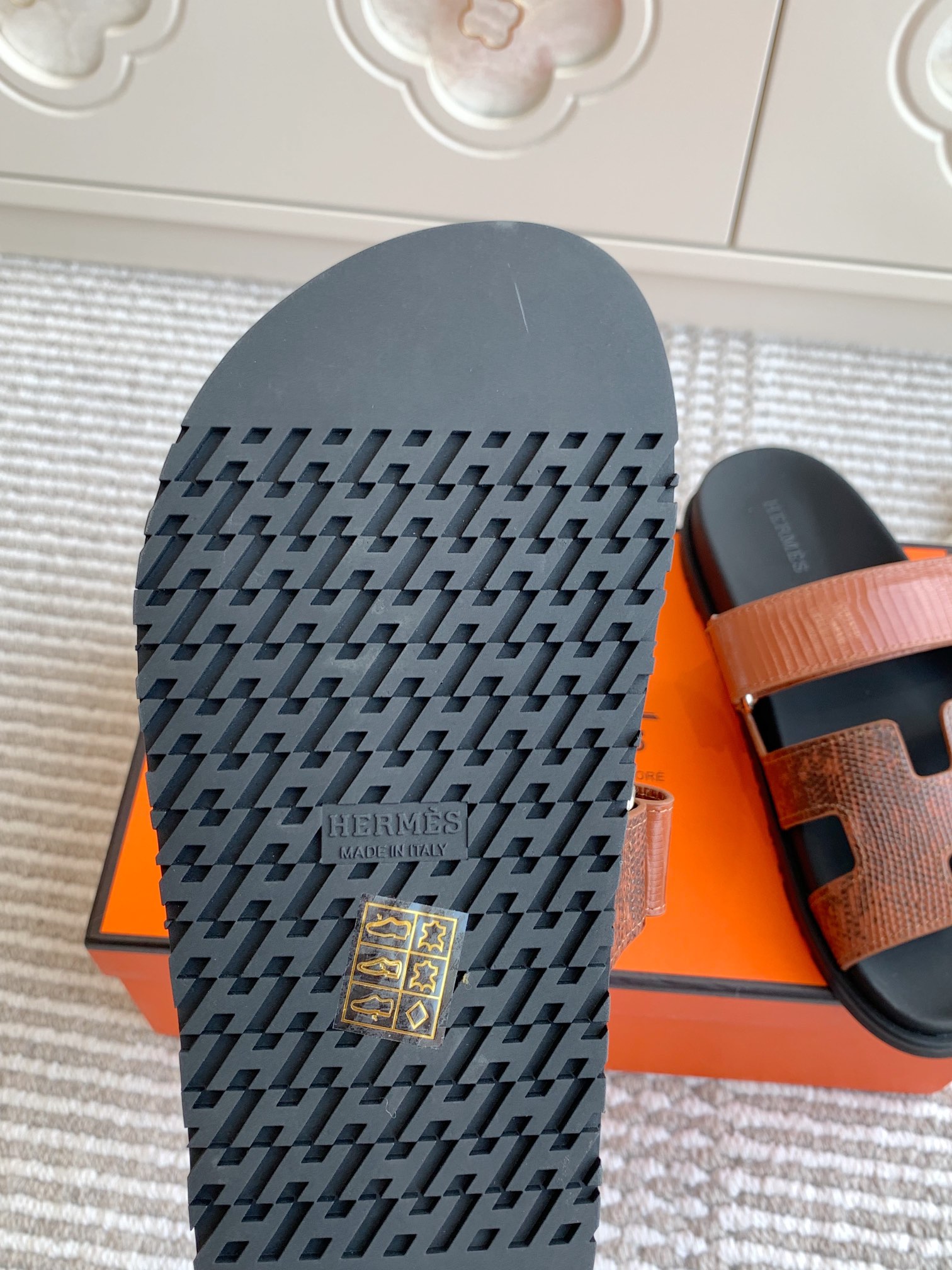 HERMES 00489