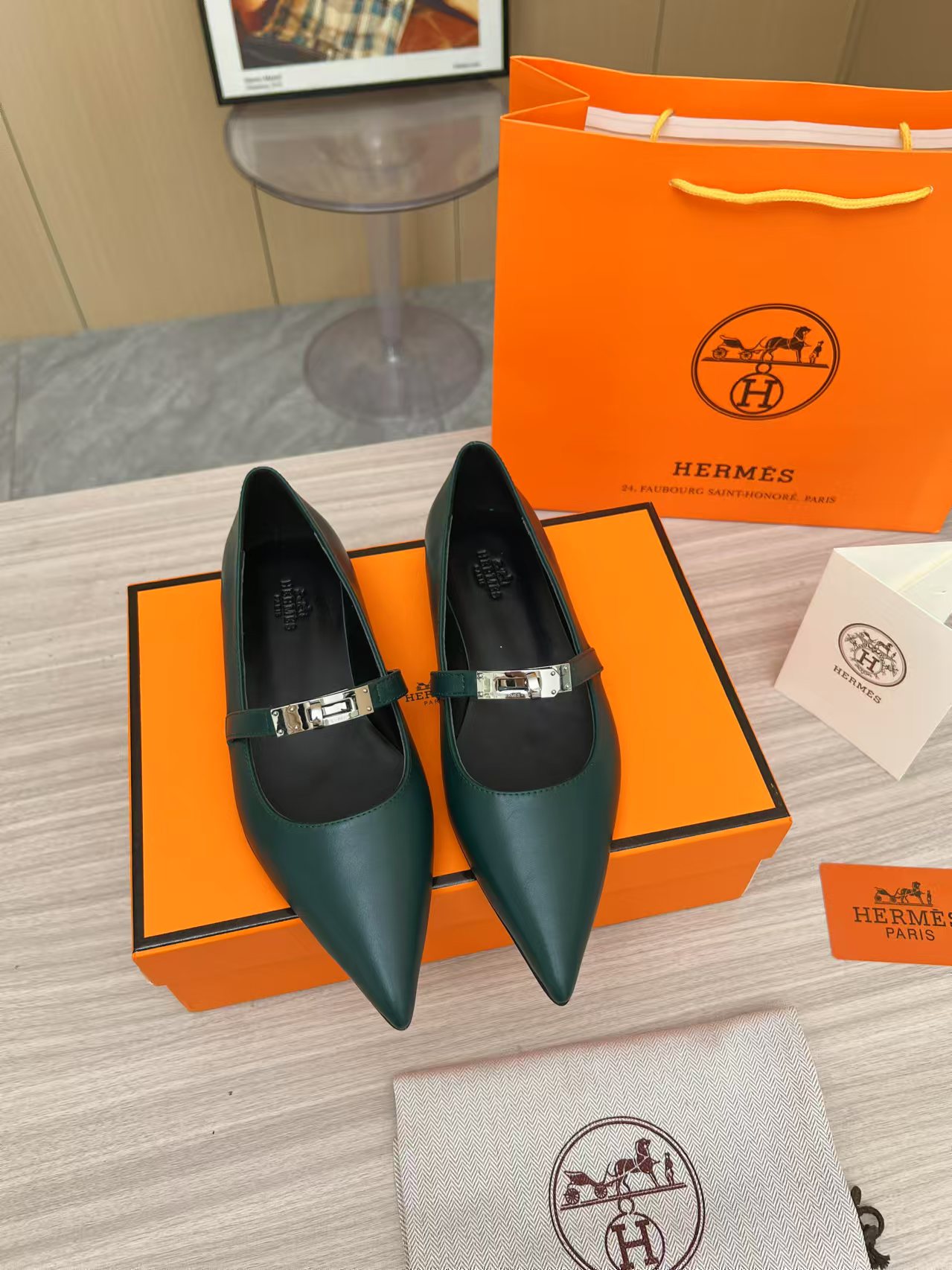 HERMES 00489