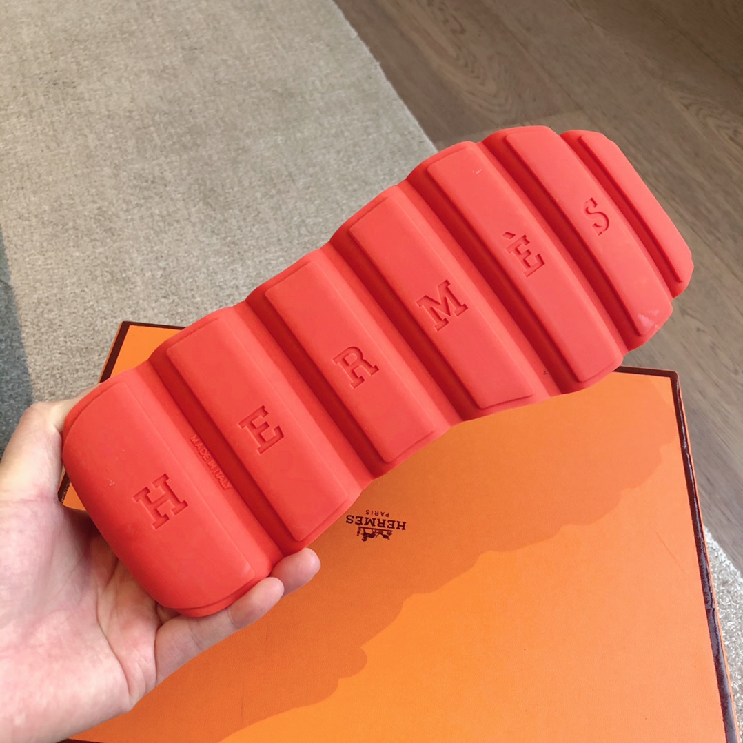 HERMES 00499 HERMES 00499