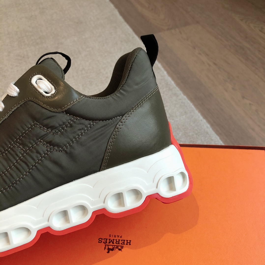 HERMES 00499 HERMES 00499
