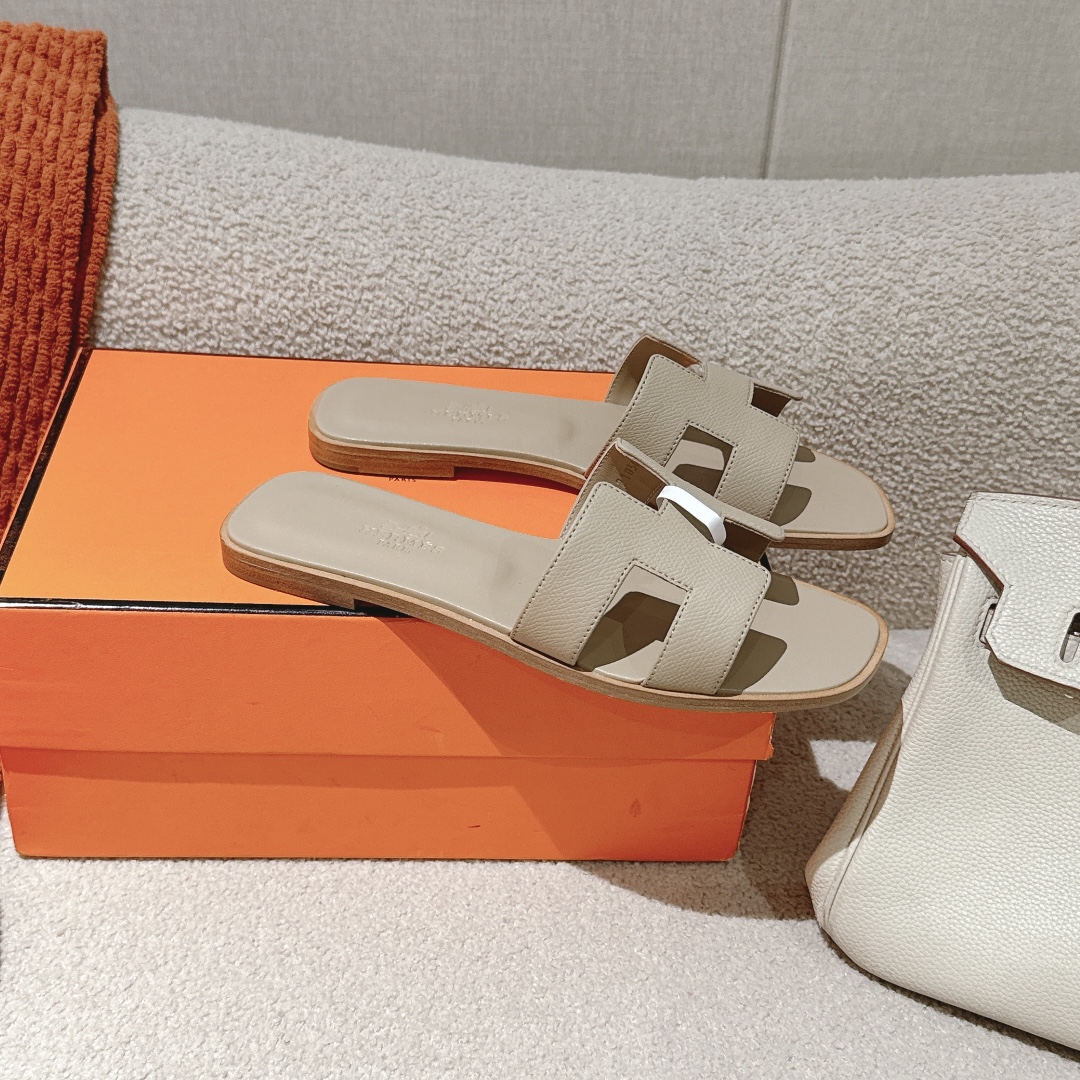 HERMES 00499 HERMES 00499