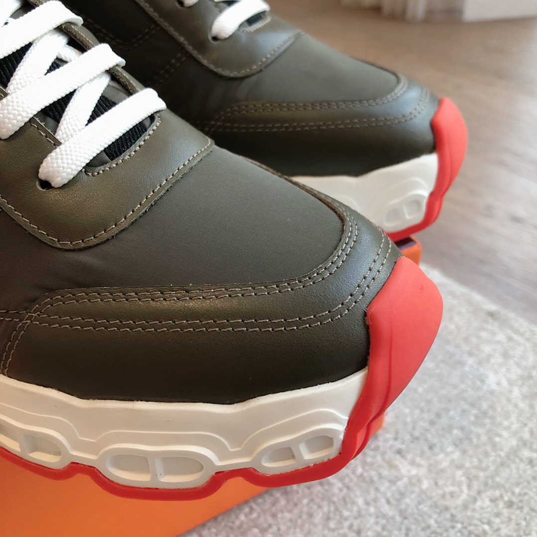 HERMES 00499 HERMES 00499