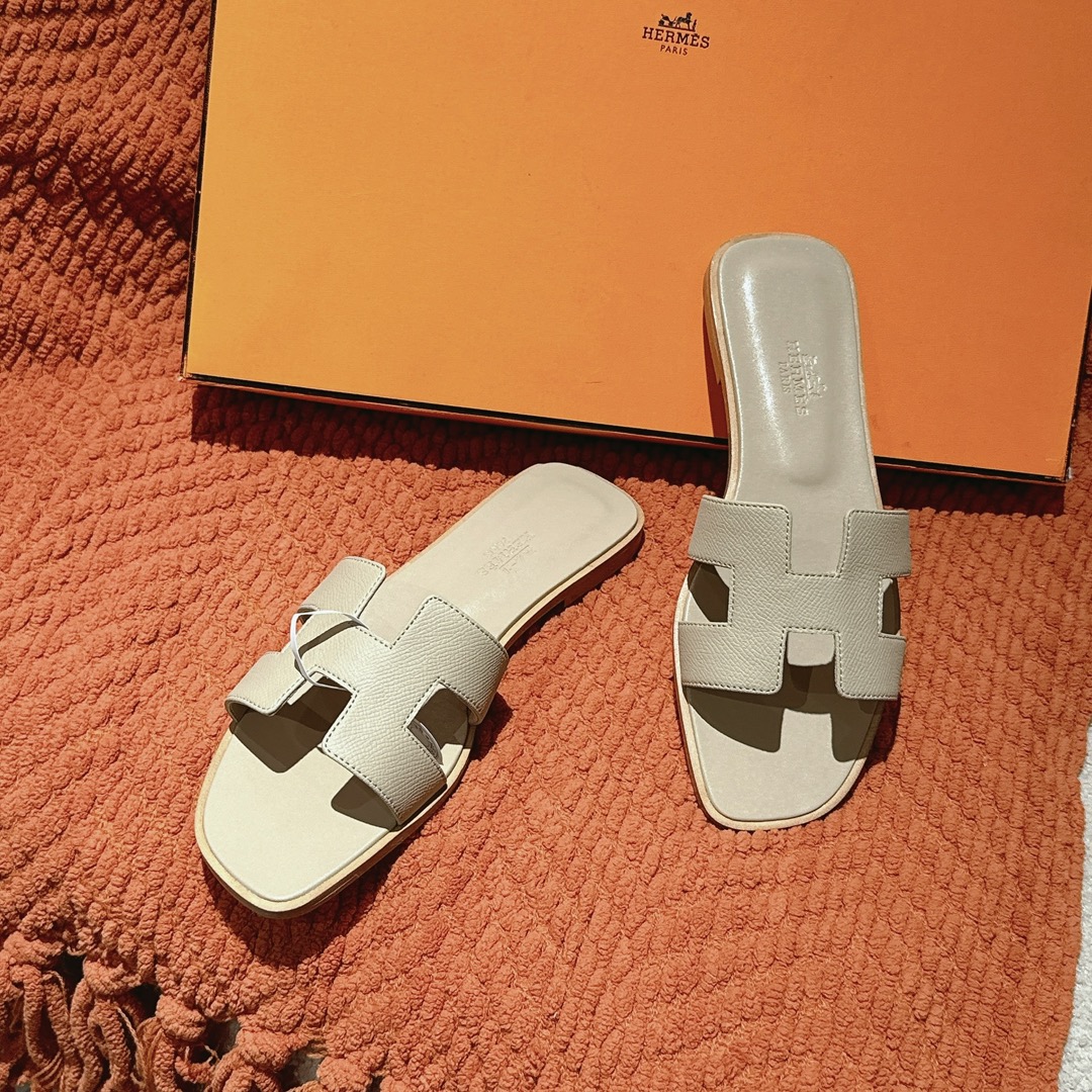 HERMES 00499 HERMES 00499