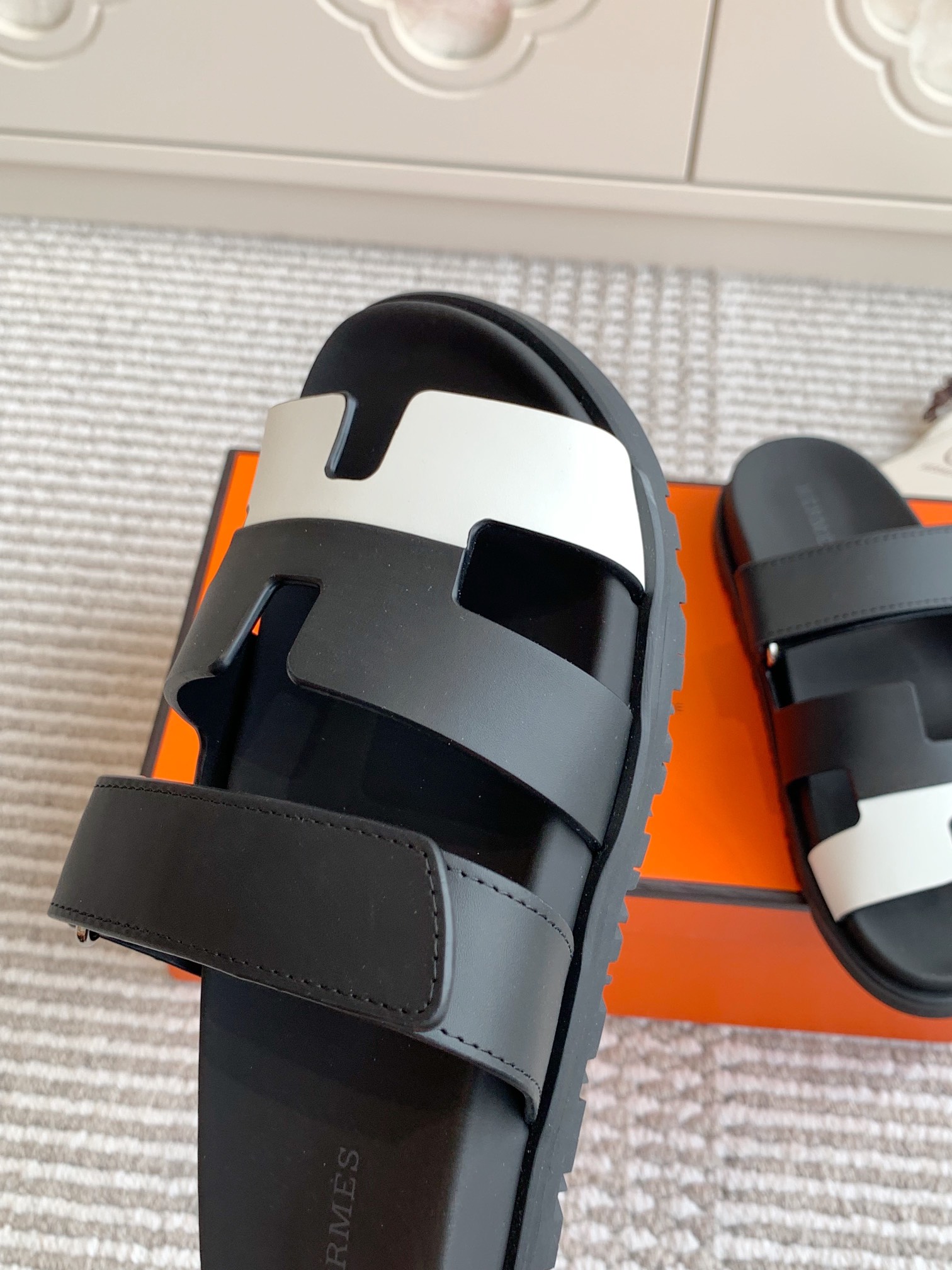 HERMES 00499