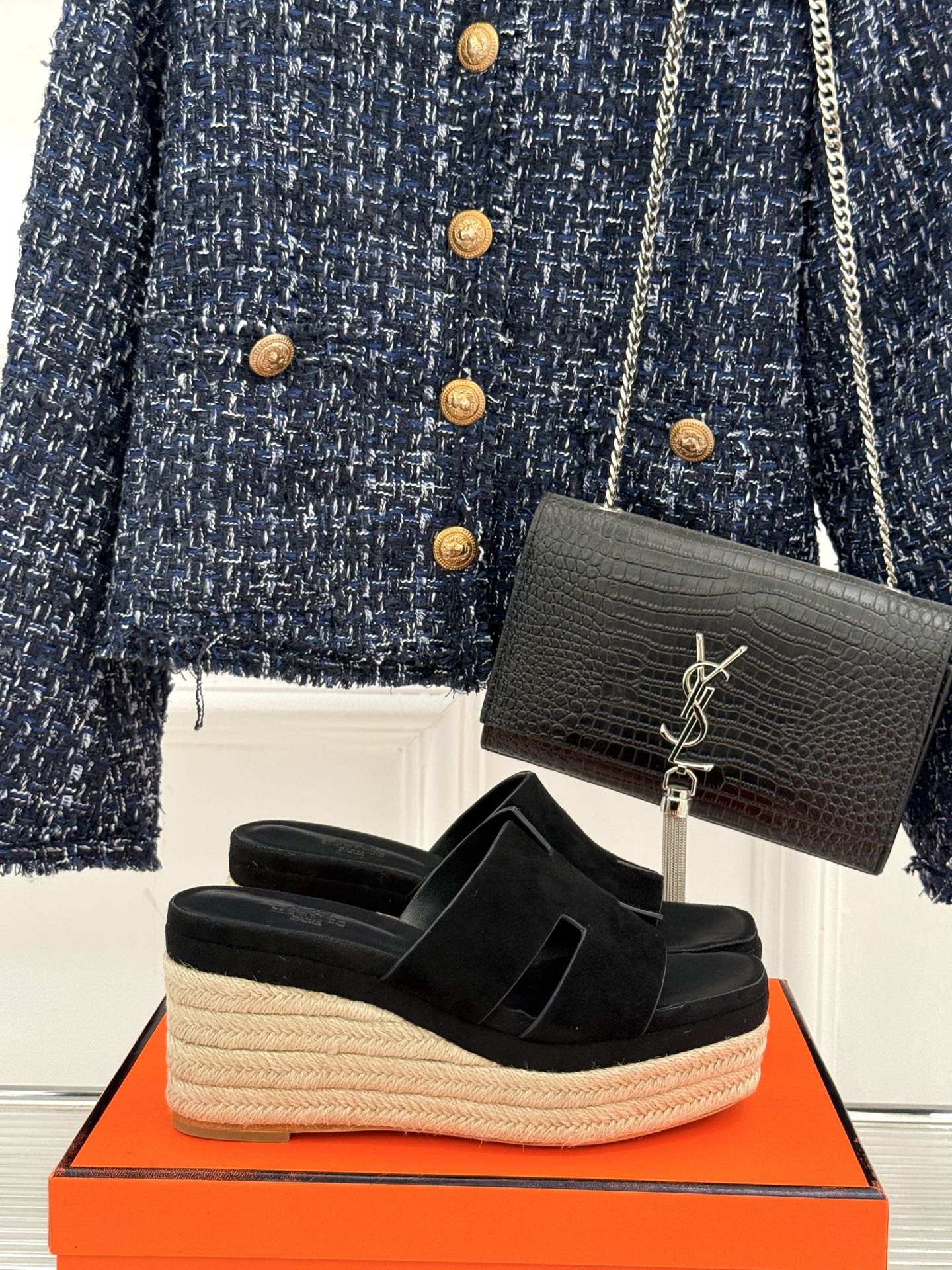 HERMES  00519