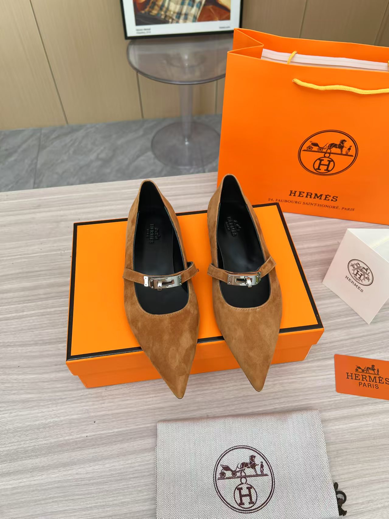 HERMES 00519