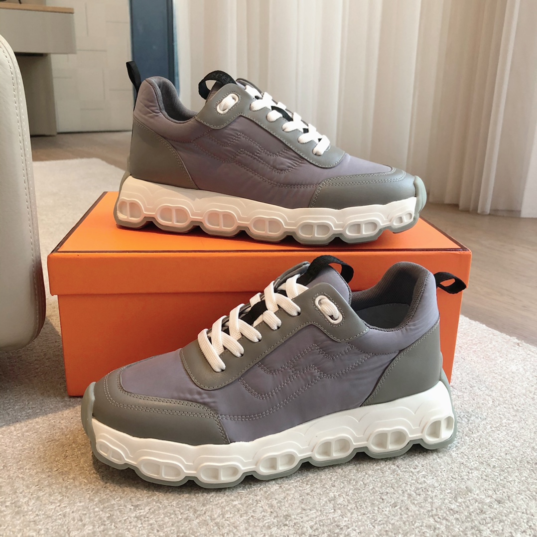 HERMES 00519