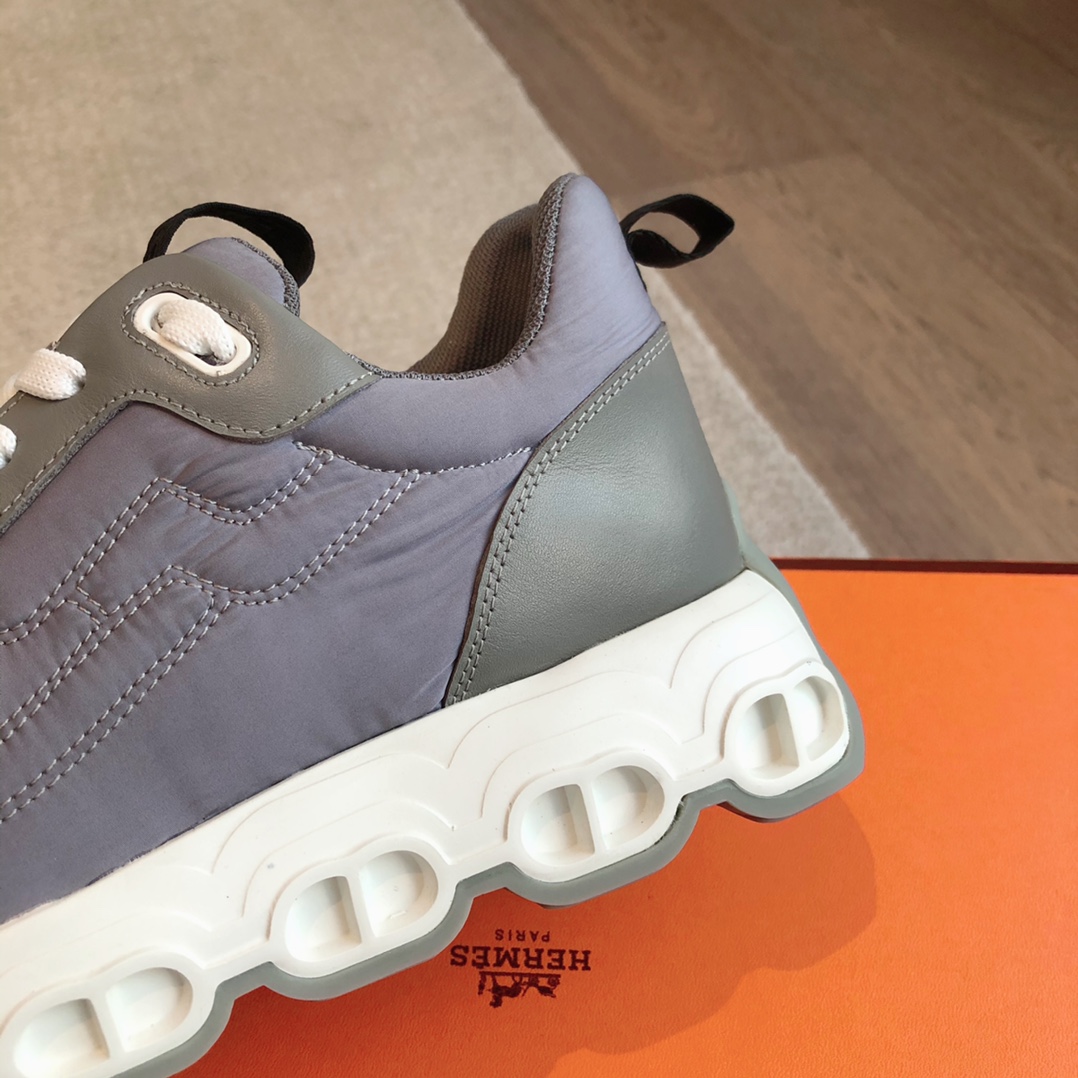 HERMES 00519