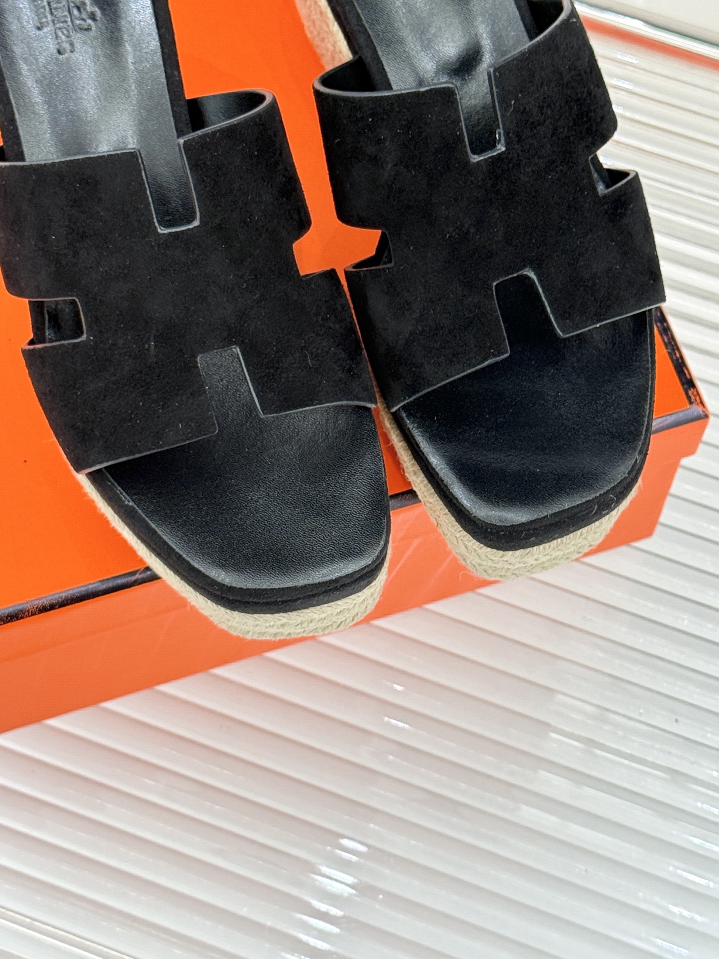 HERMES  00519