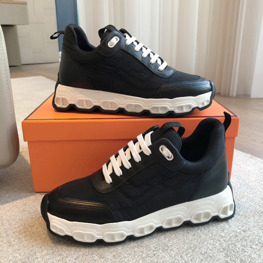 HERMES 00529