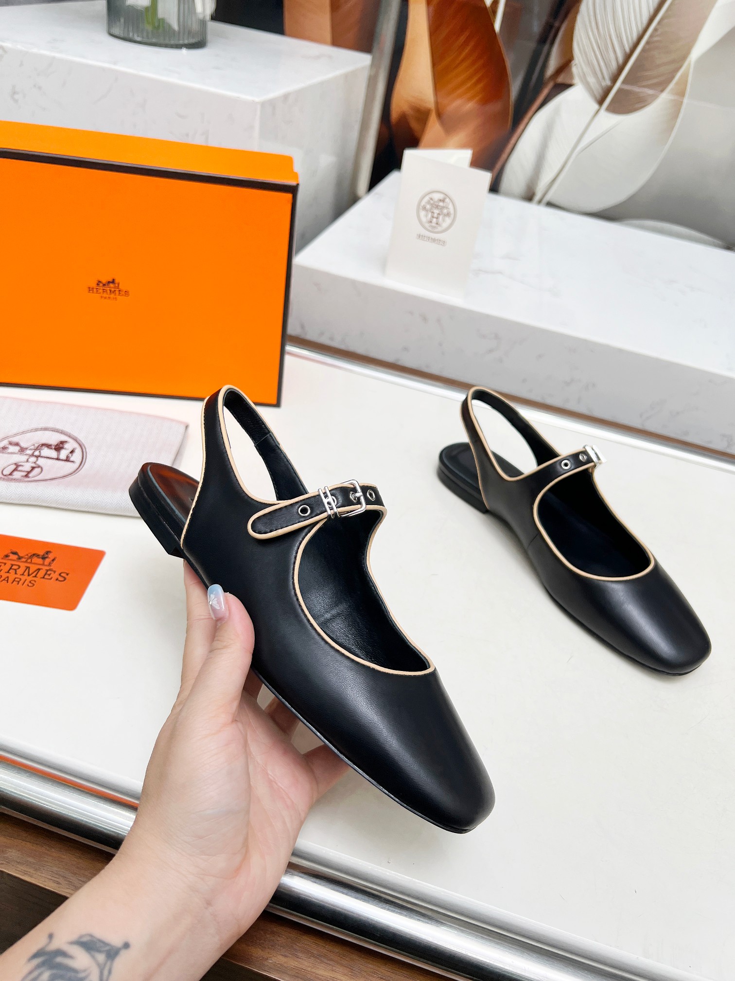 HERMES 00538