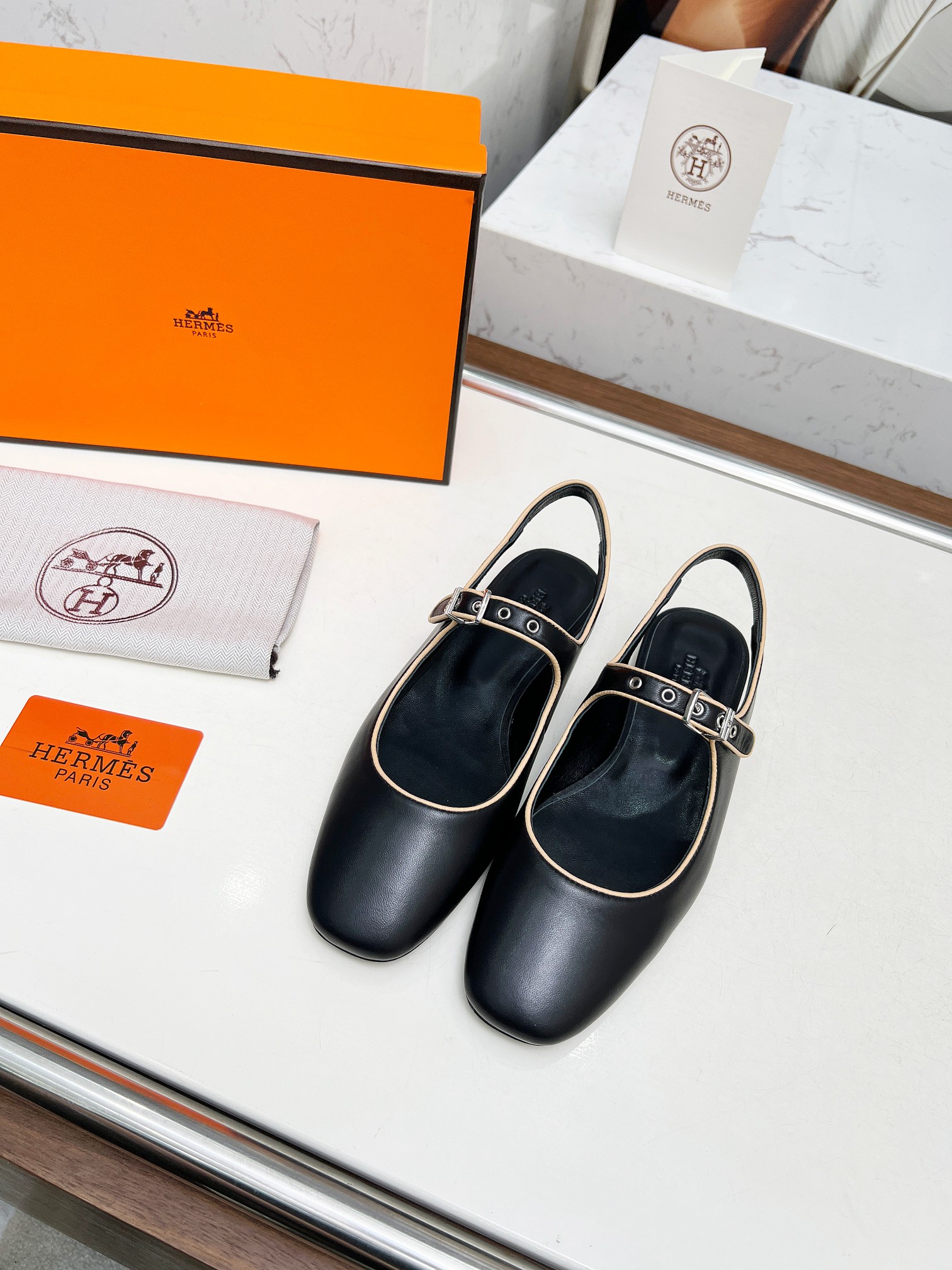 HERMES 00538