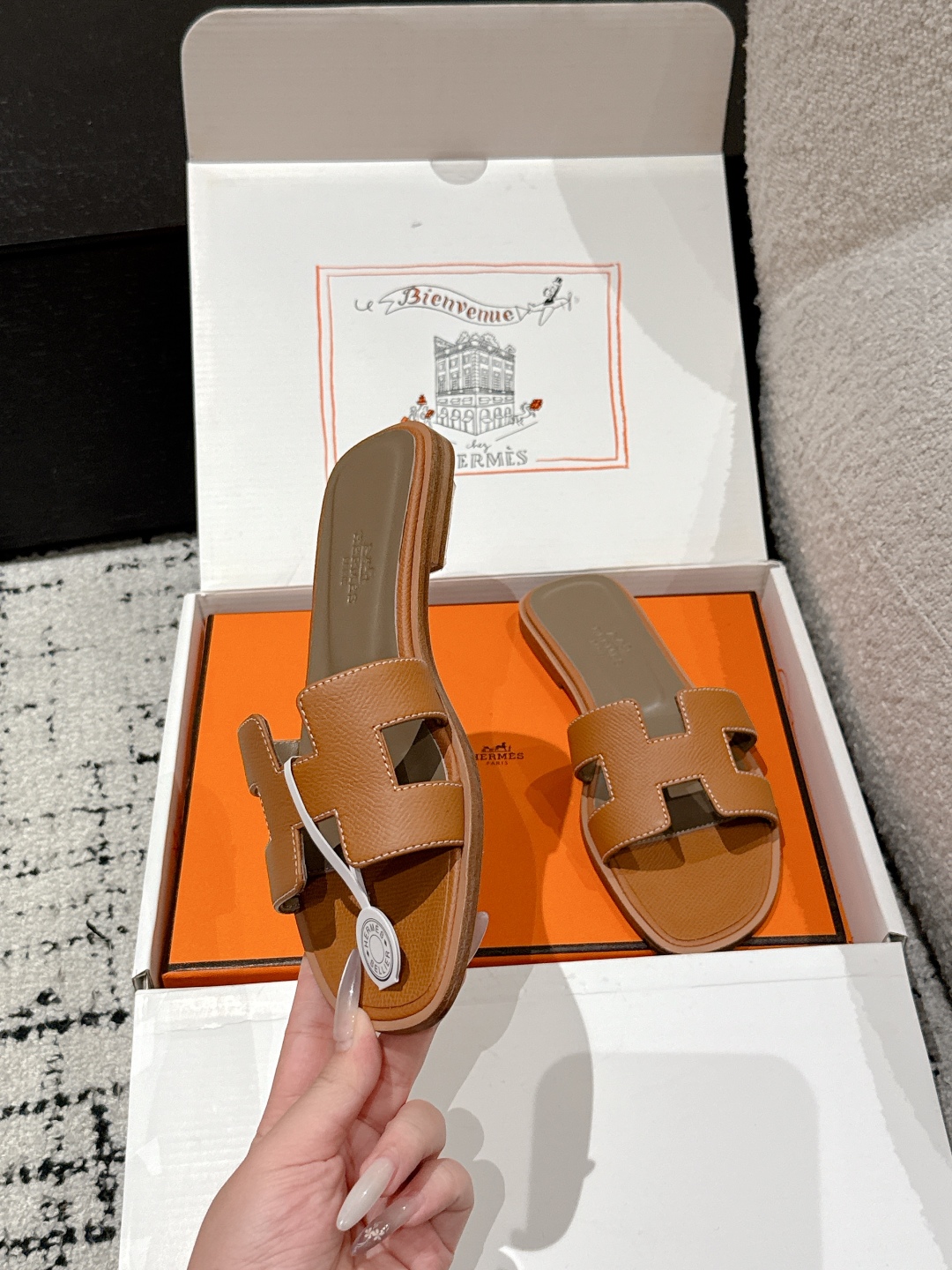HERMES  00549