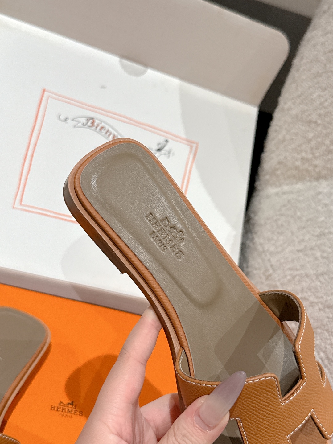 HERMES  00549