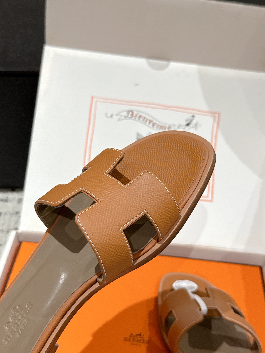 HERMES  00549