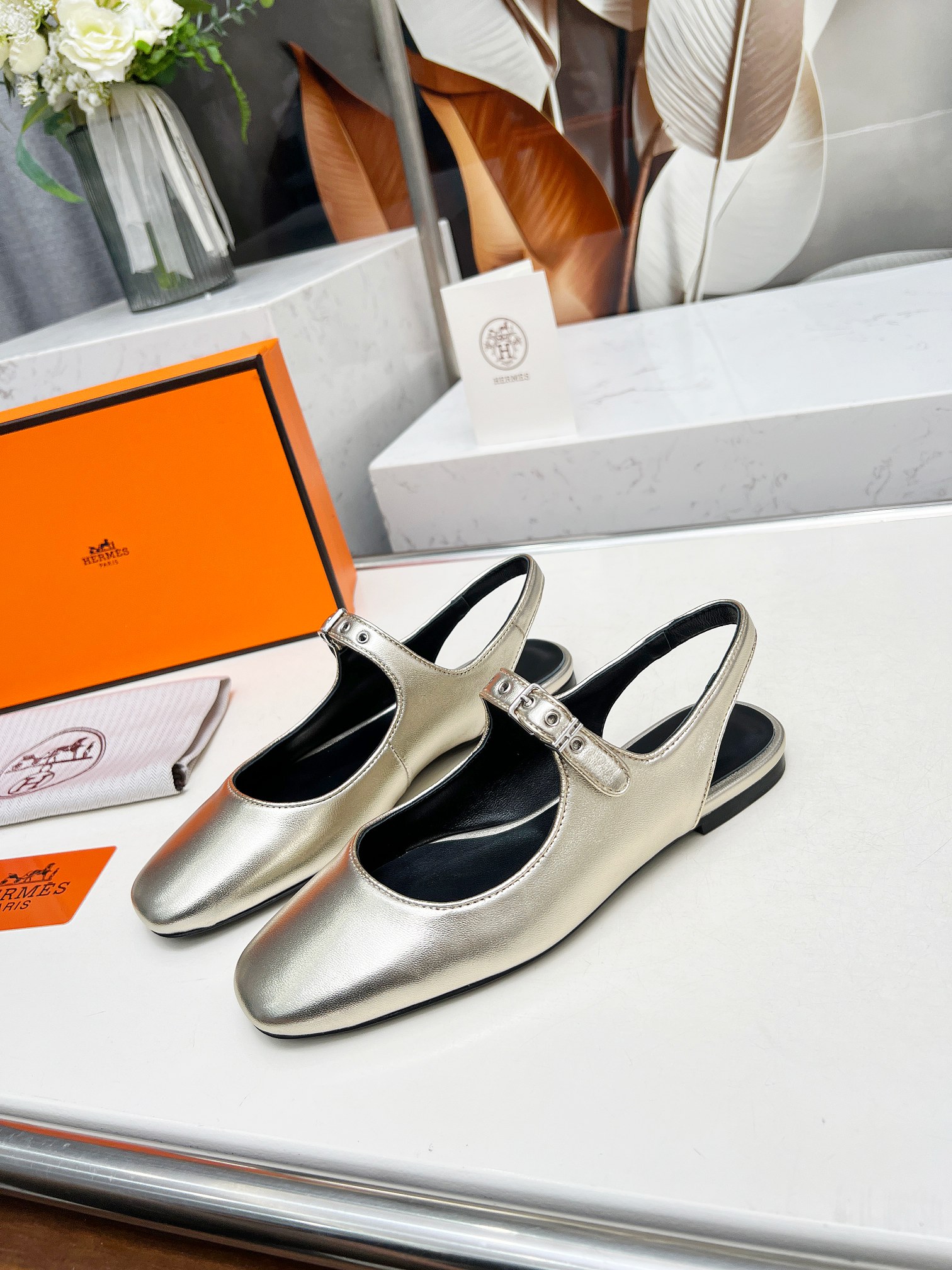 HERMES 00559